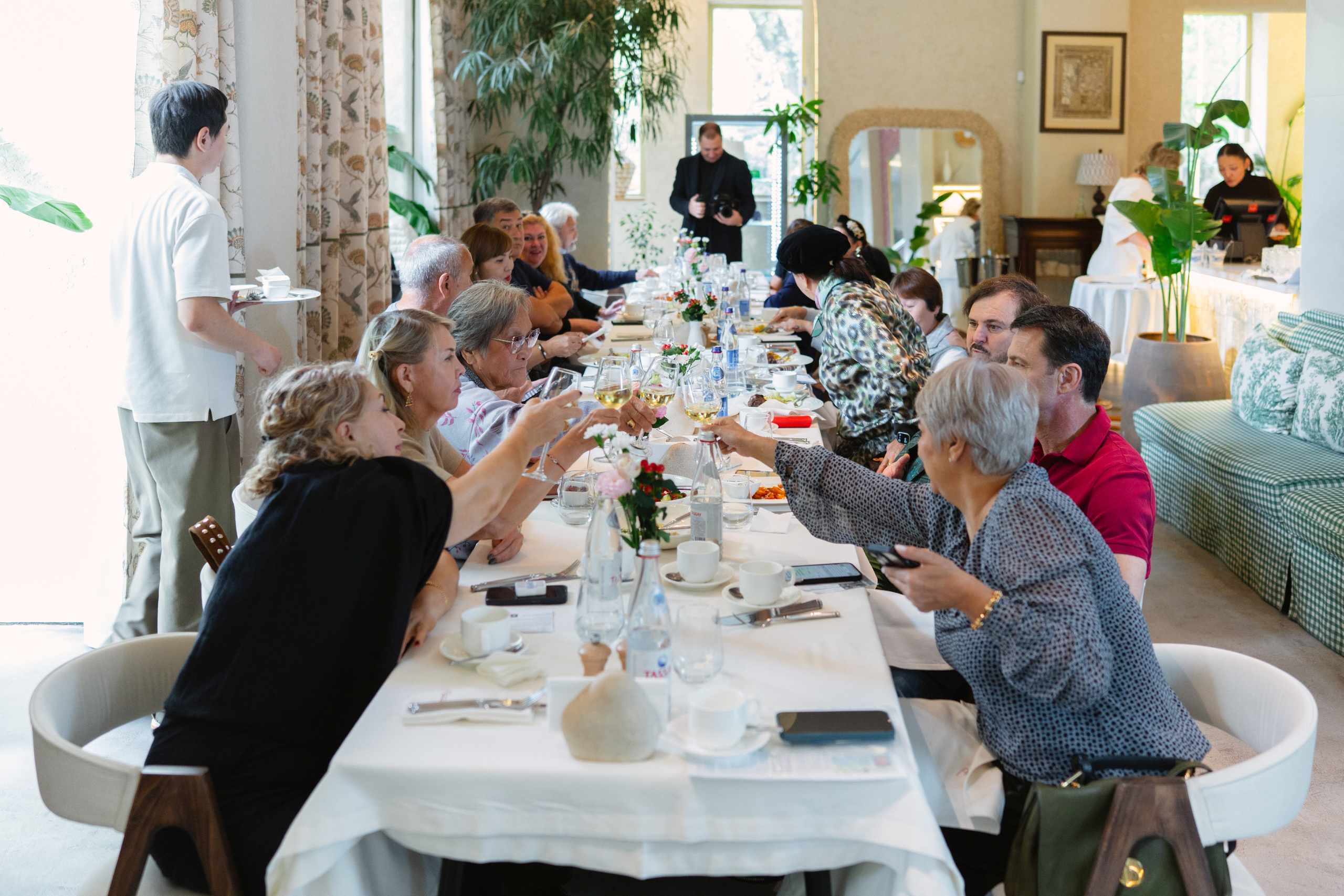 Бизнес завтрак. Профессиональная съемка в Алматы