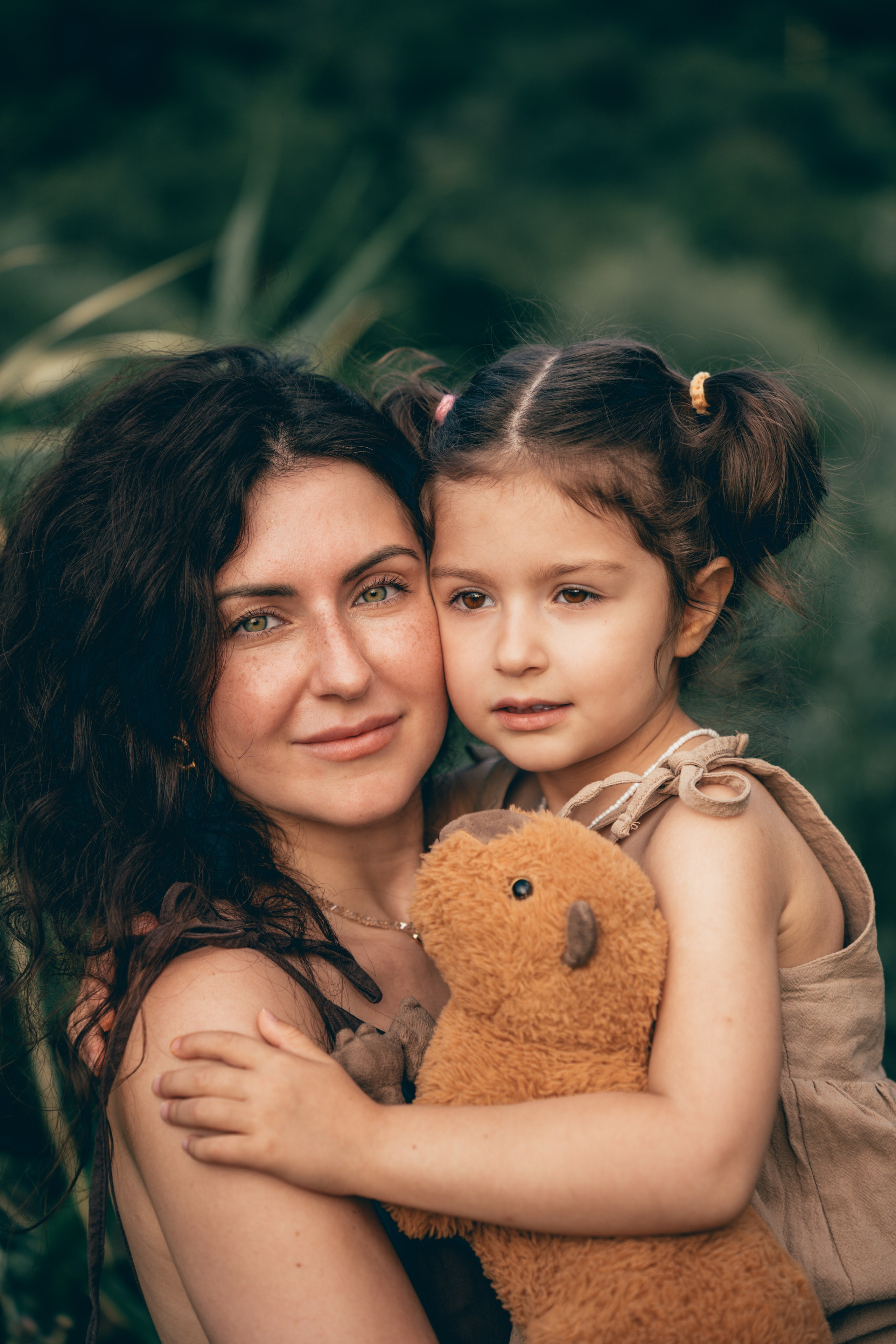 Семейная фотосессия на Бештау. Фотограф КМВ|ГОРЫ Пятигорск Железноводск Ессентуки Кисловодск Домбай Архыз Эльбрус