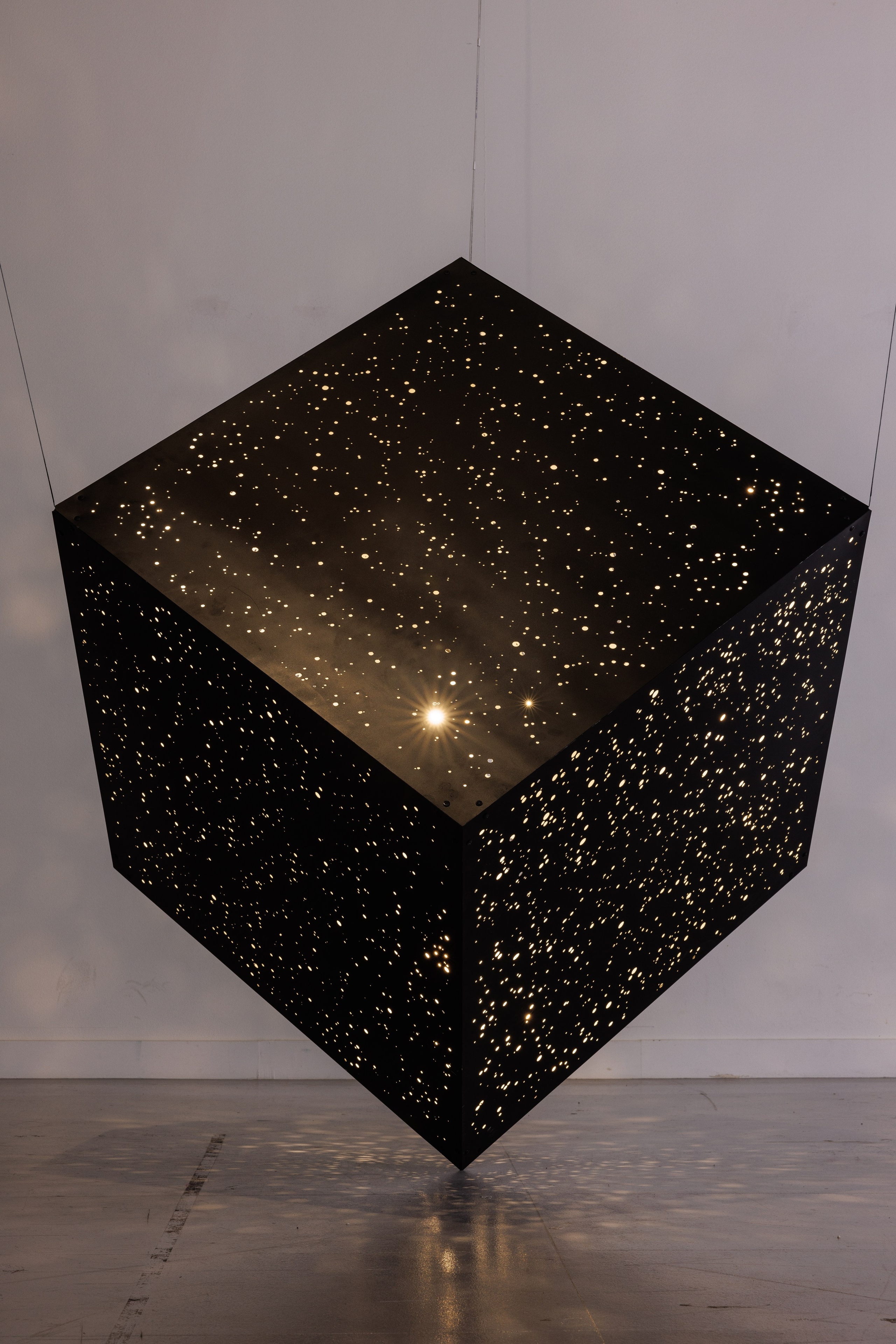 Выставка Свет. Третьяковская галерея. Профессиональный фотограф в Москве Захар Ишутин