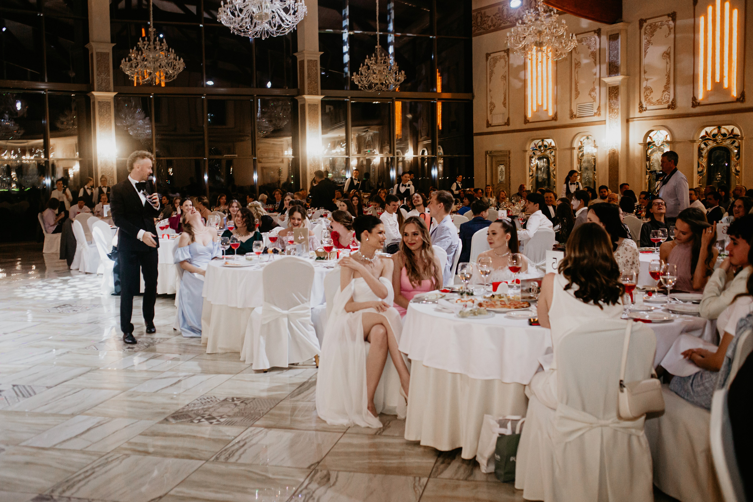 Выпускной. 11 лицей. Фотограф в Челябинске Ополихина Анна