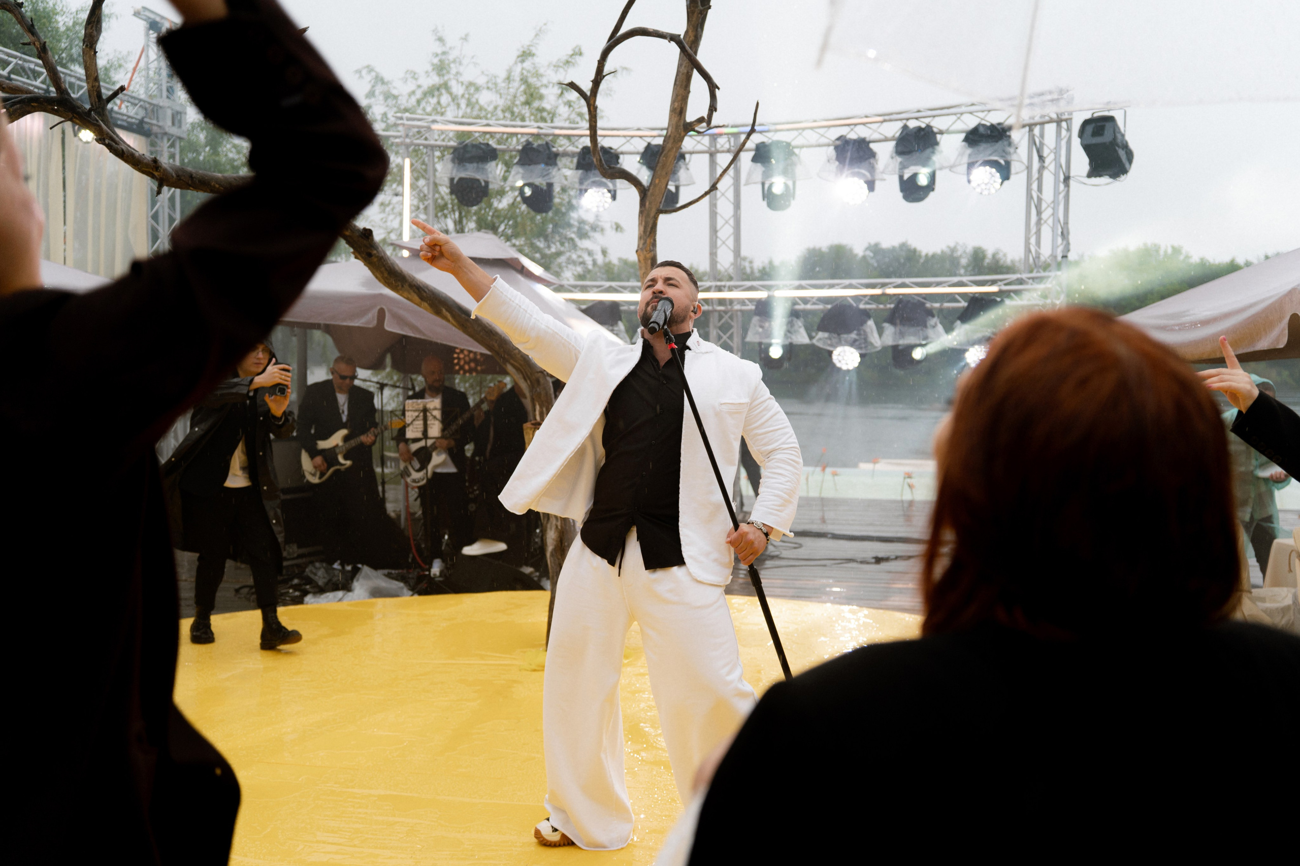 Майский Дождь. Полный день (сокращено). Семейный и портретный фотограф в Саратове Сахарова Маша