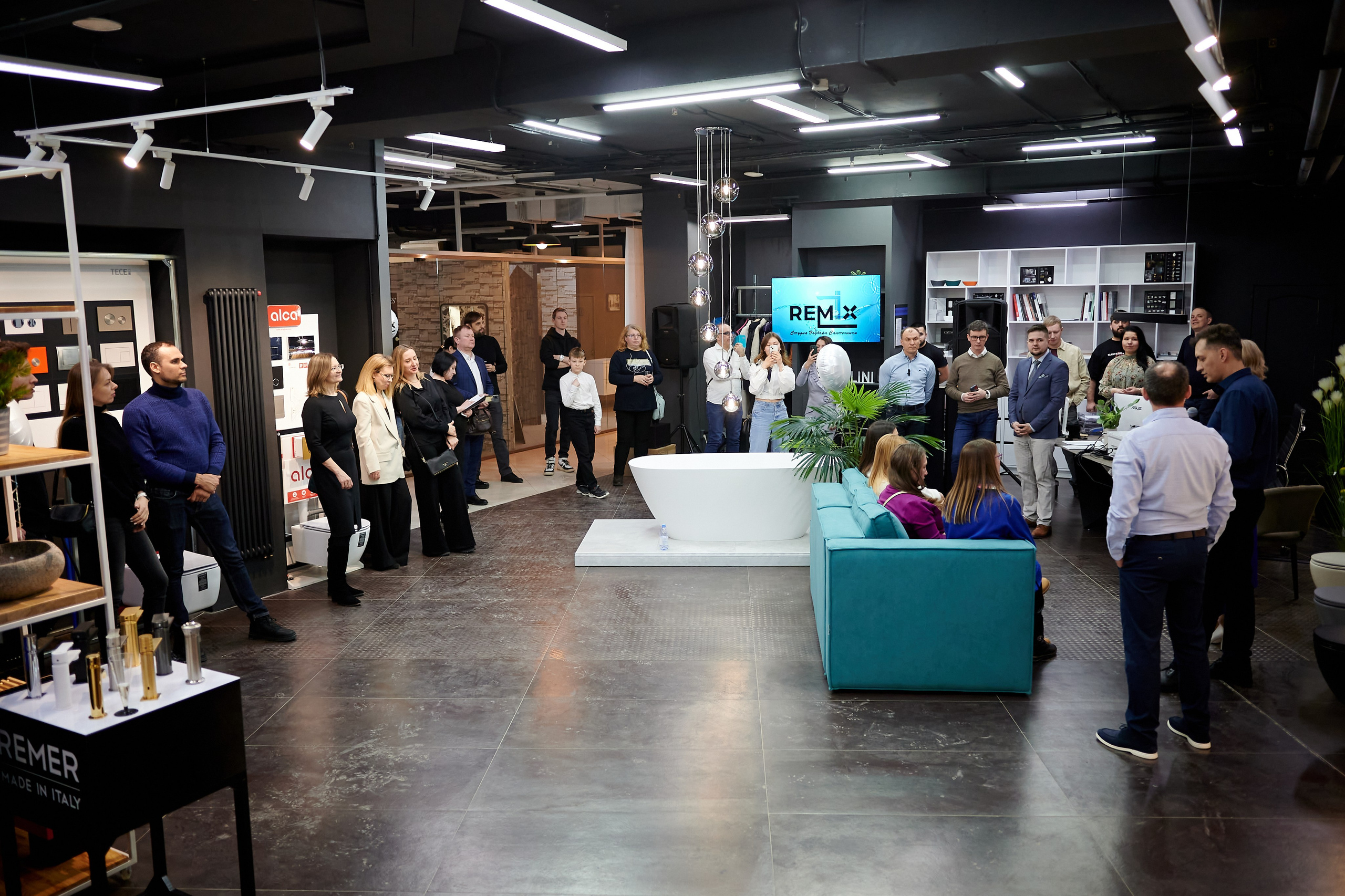 «Remix» открытие студии сантехники. Профессиональный репортажный фотограф в Самаре Никита Королев