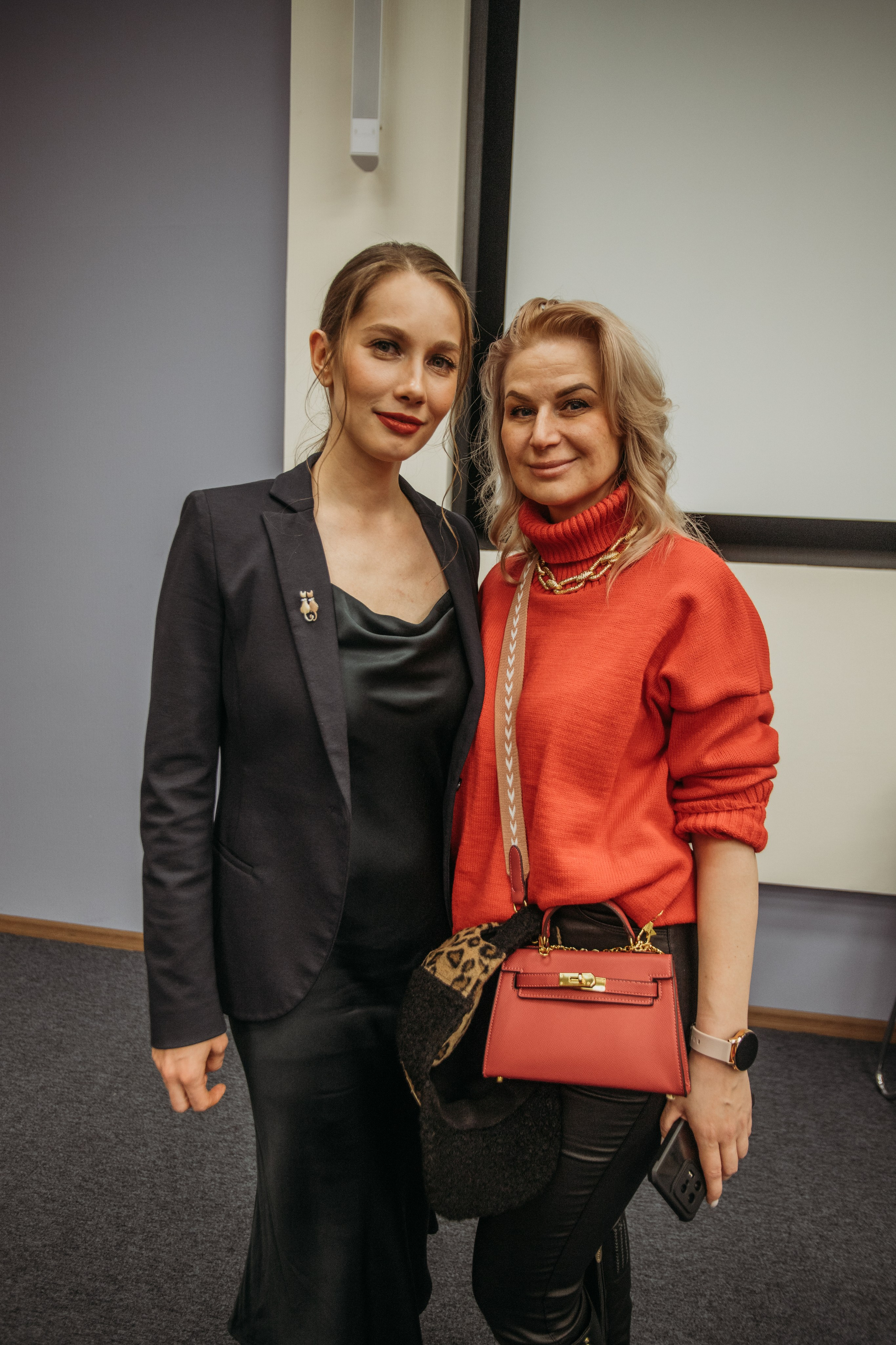 Тренинг по НЛП технологиям Михаила Пелехатого. Венера Гайн. Репортажный фотограф  Тюмень. Обучение фотографии с 0