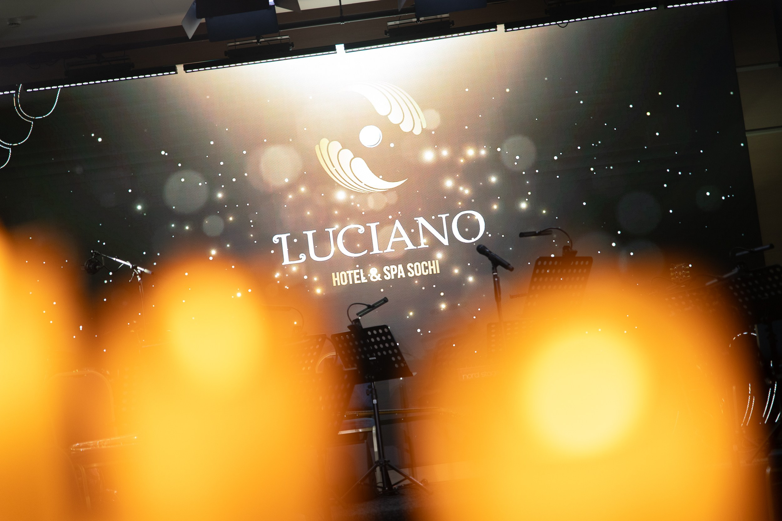 Гастротеатр 1000 свечей LUCIANO. Интерьерный и фуд фотограф в Иркутске Дмитрий Арно