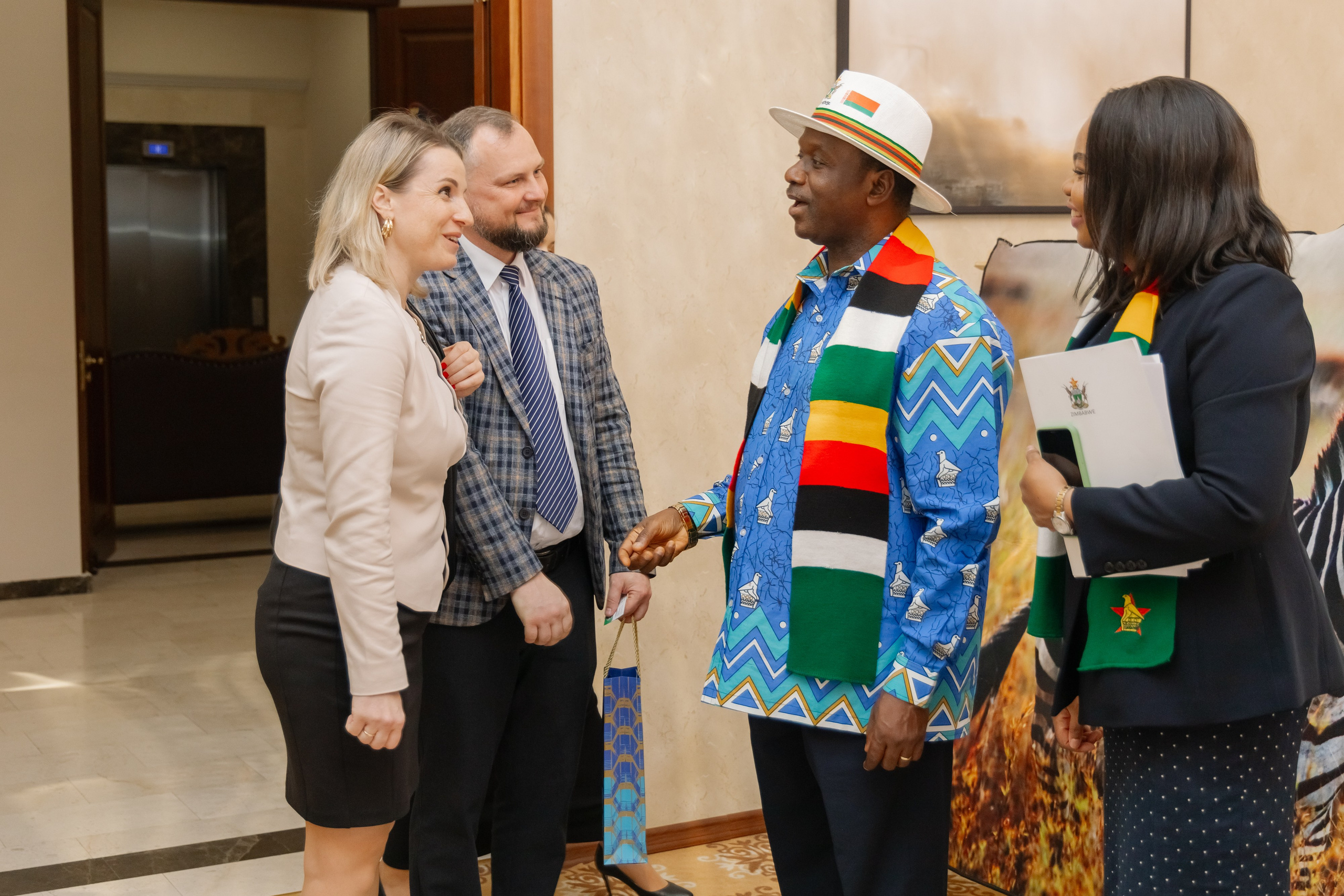 Фотосъемка делегации Посольства Зимбабве в Минске. Свадебный фотограф в Минске/Беларуси Сергей Спиридонов