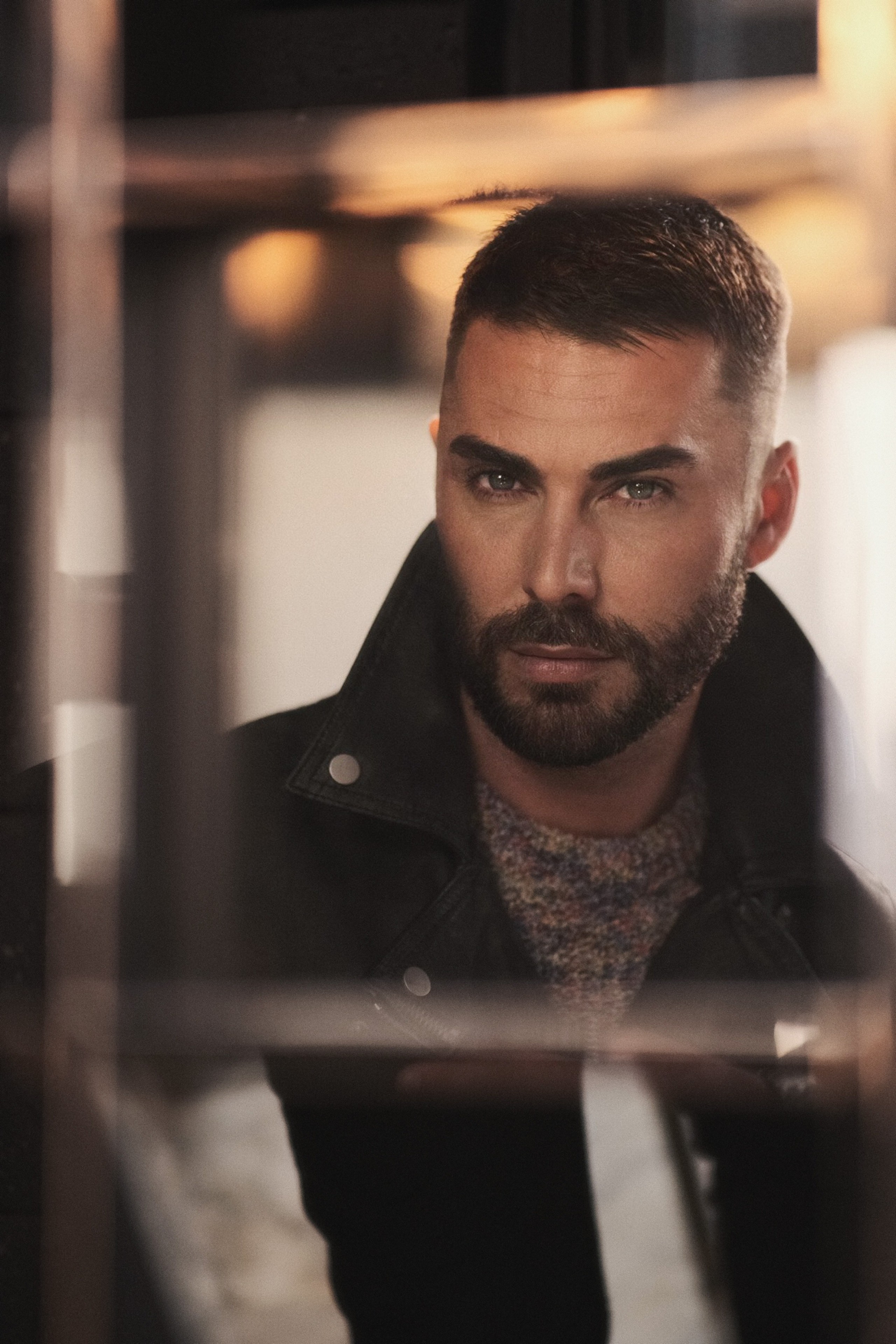 Мужские съемки разное. Профессиональный фотограф в Москве Павел Жданов