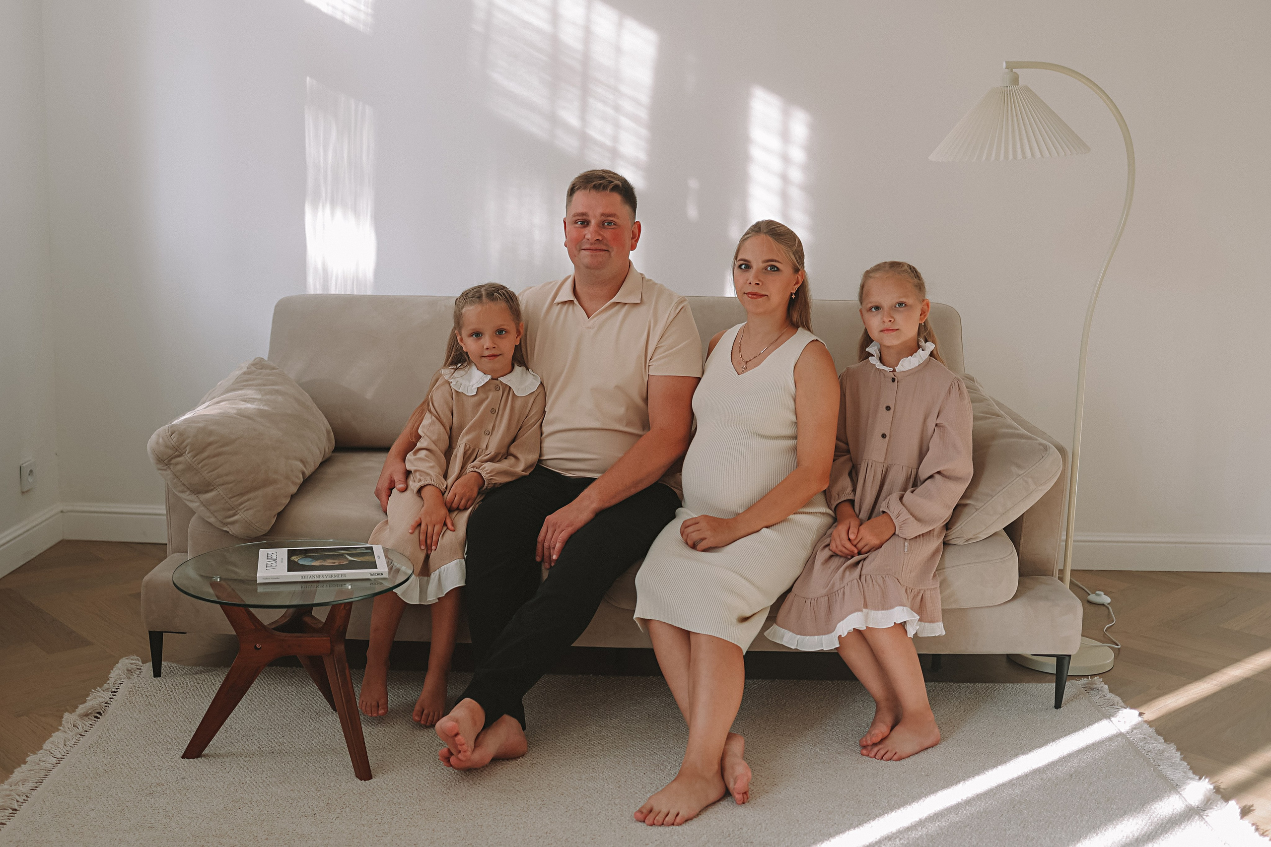 Квартира (беременность). Семейный фотограф Тюмень, фотограф на роды Салмина Мария