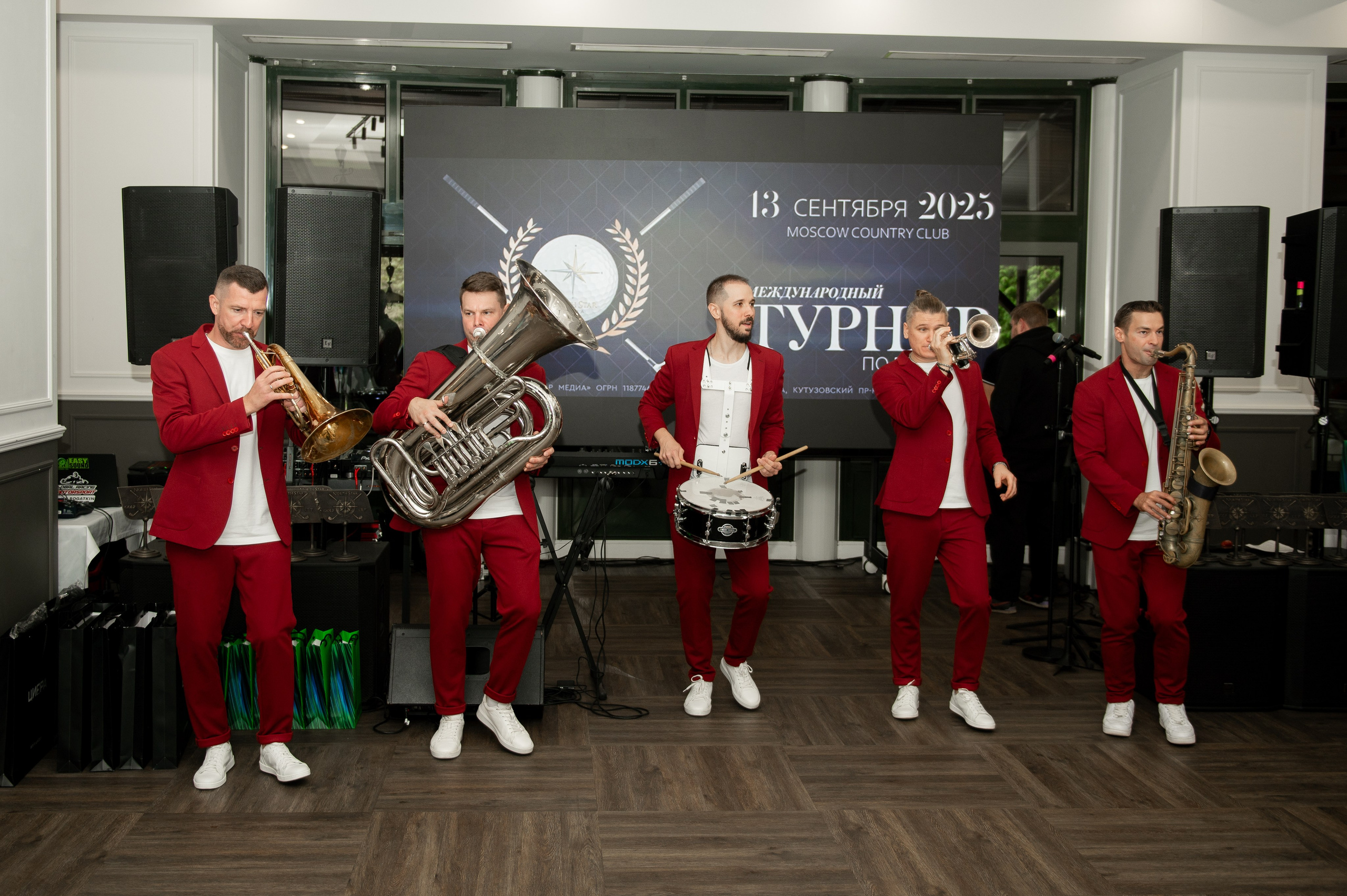 Турнир по гольфу. Профессиональный фотограф в Москве Александра Харламова