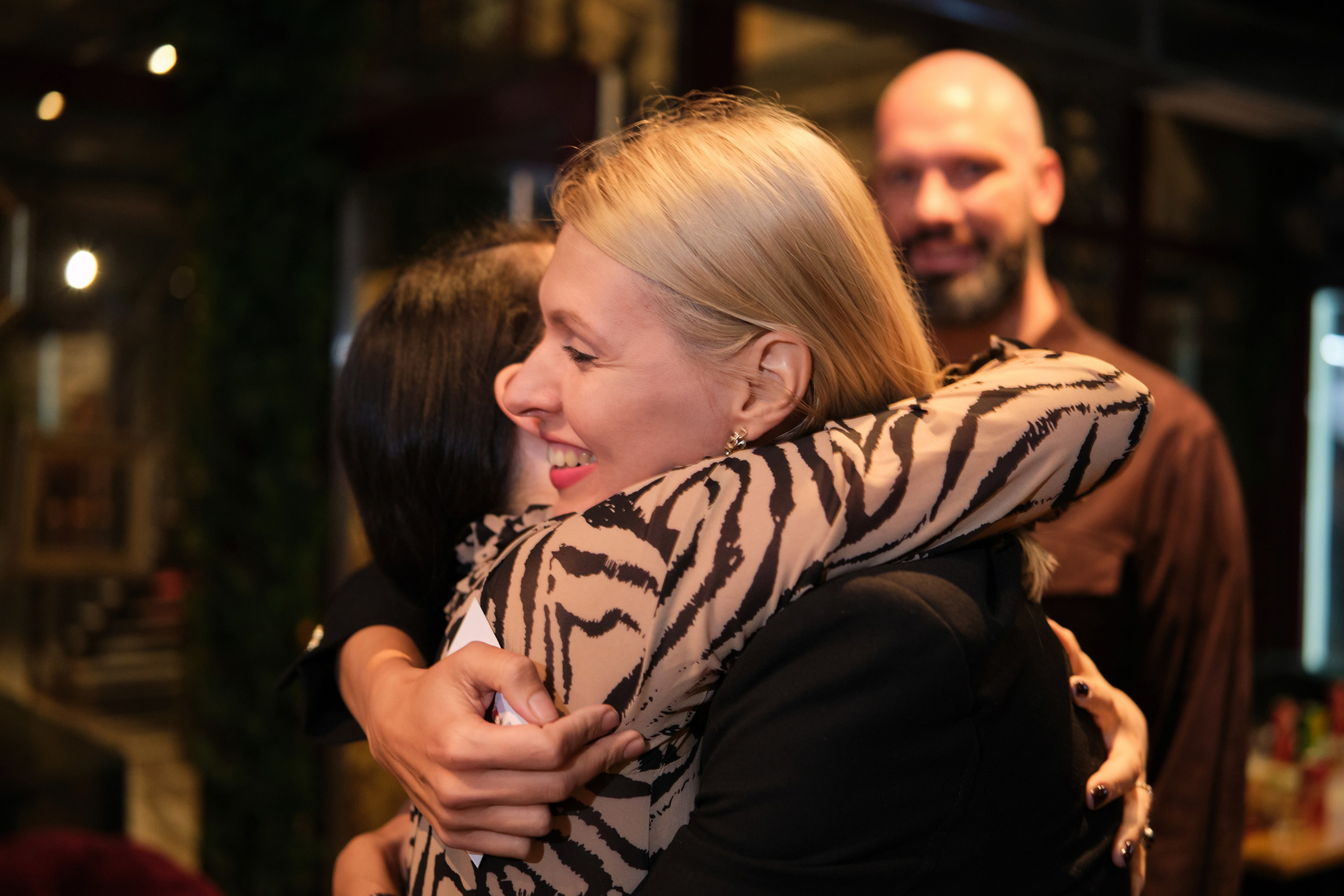 День рождения Наталии в гастропабе Особняк. Репортажный фотограф Дмитрий Литвинский. Минск, Беларусь, мир