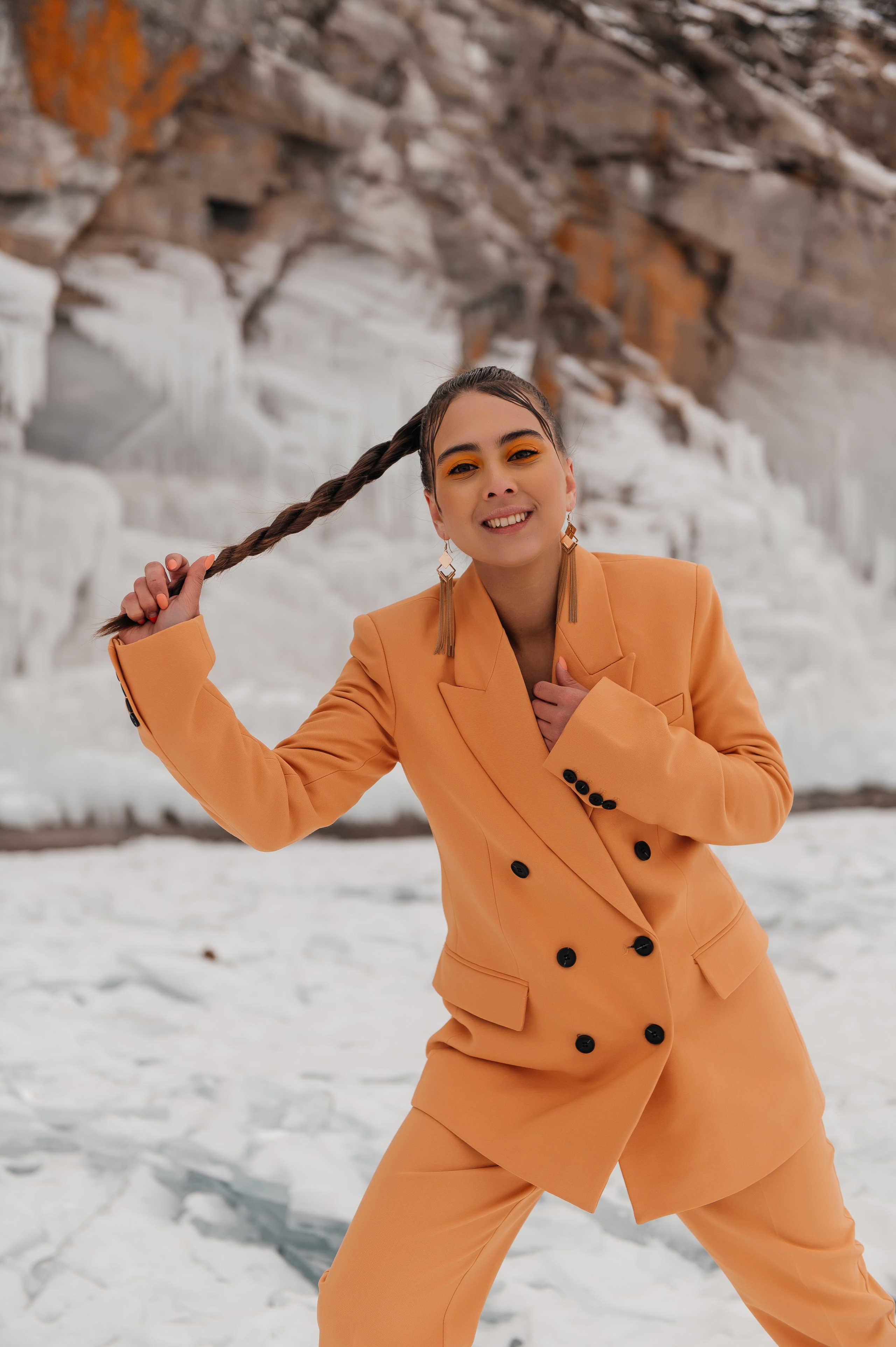 Женская съемка на Байкале. Фотограф Москва и Видеограф Москва