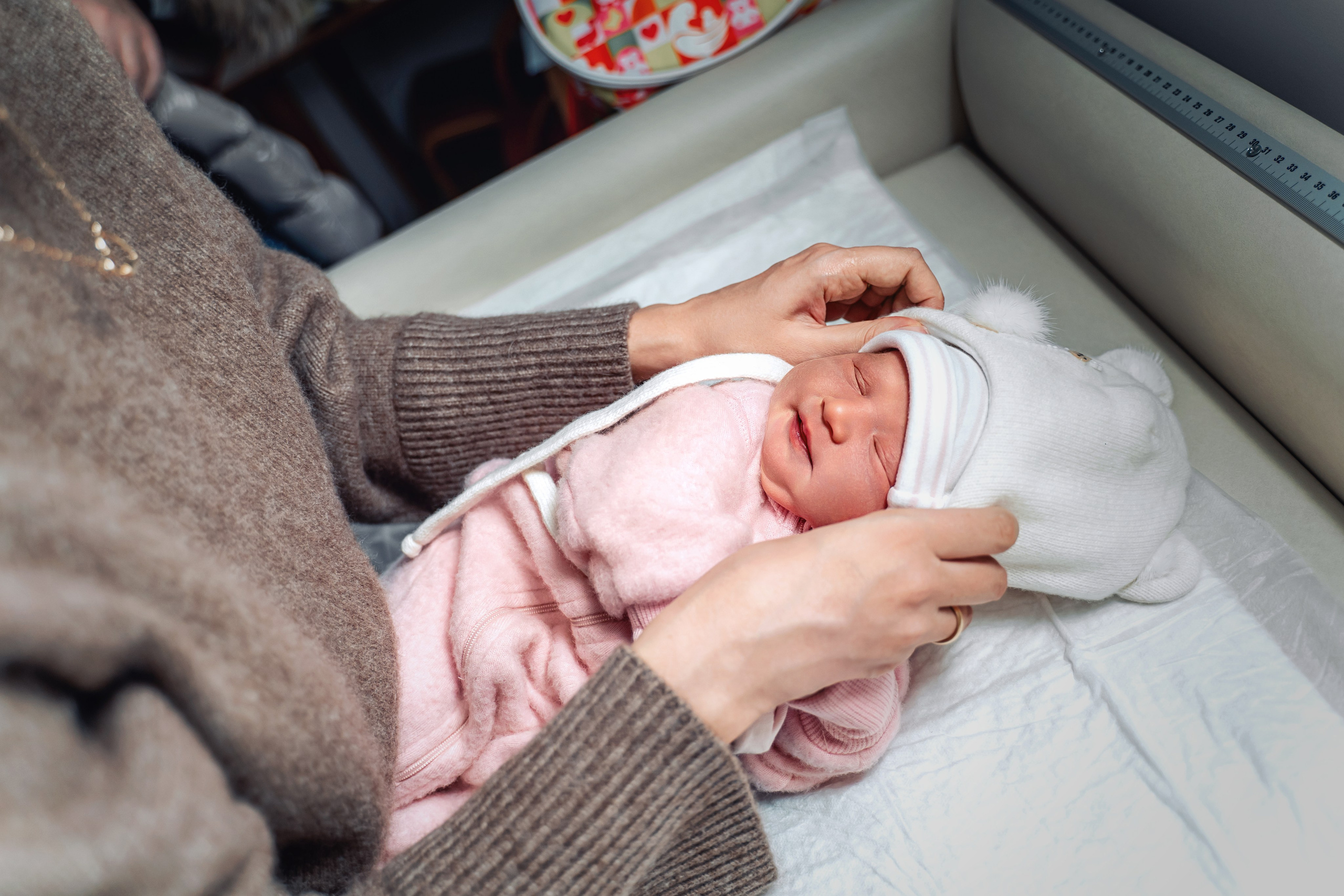 Выписка из роддома Лапино. Фотограф на выписку из роддома Москва. Фотограф \ Видеограф на Крещение, Венчание Москва| Семейные съемки