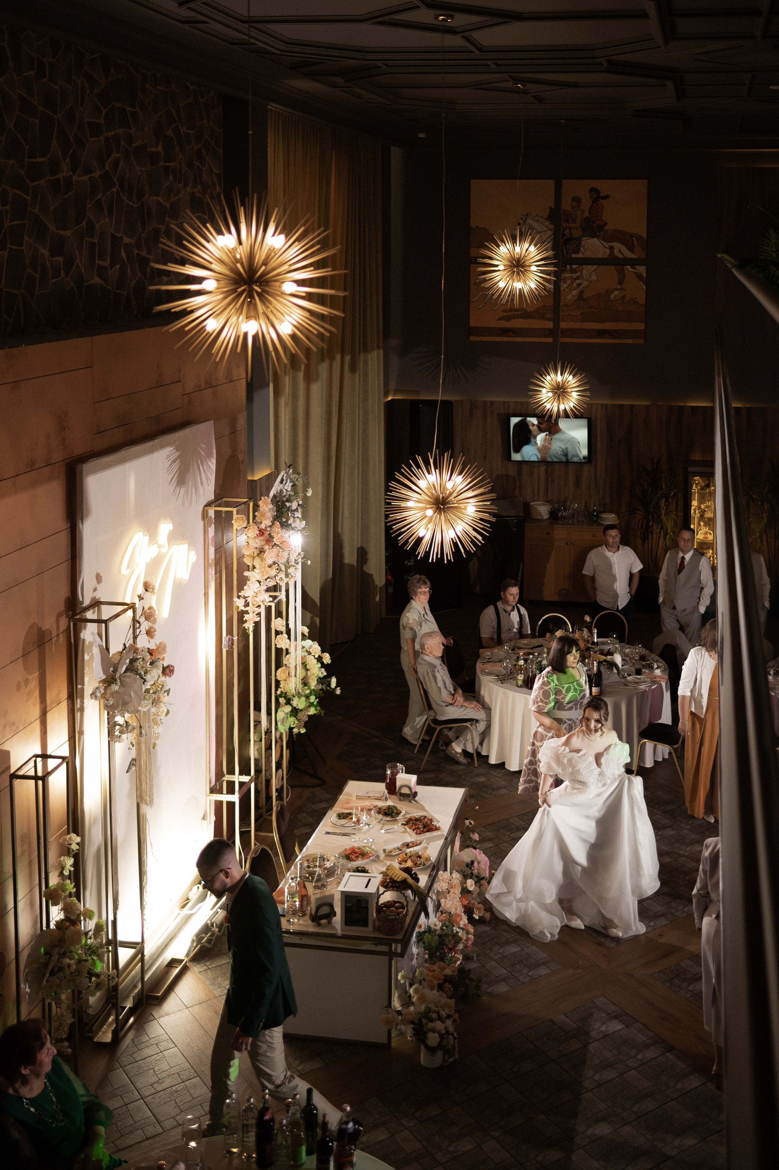 Свадебное торжество в ресторане «За Поводом». Ярослава Ерина — свадебный фотограф в Москве