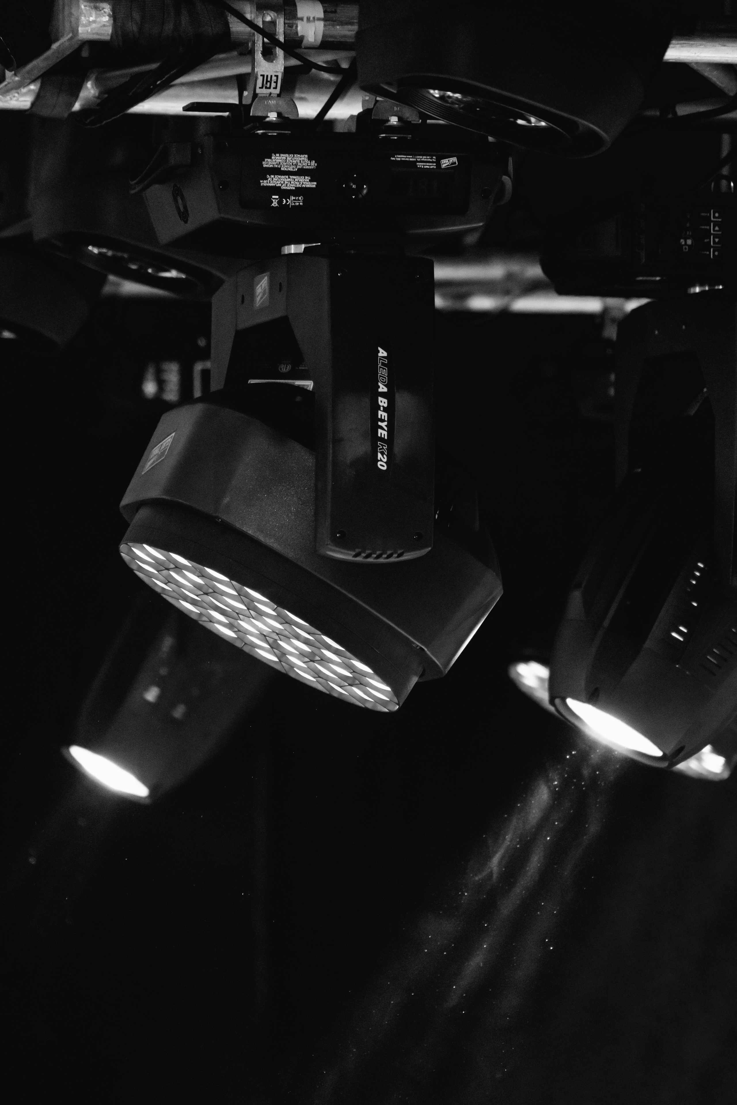 Backstage. Занимаюсь профессиональной фотографией и живу рядом с Байкалом. Работаю в разных жанрах