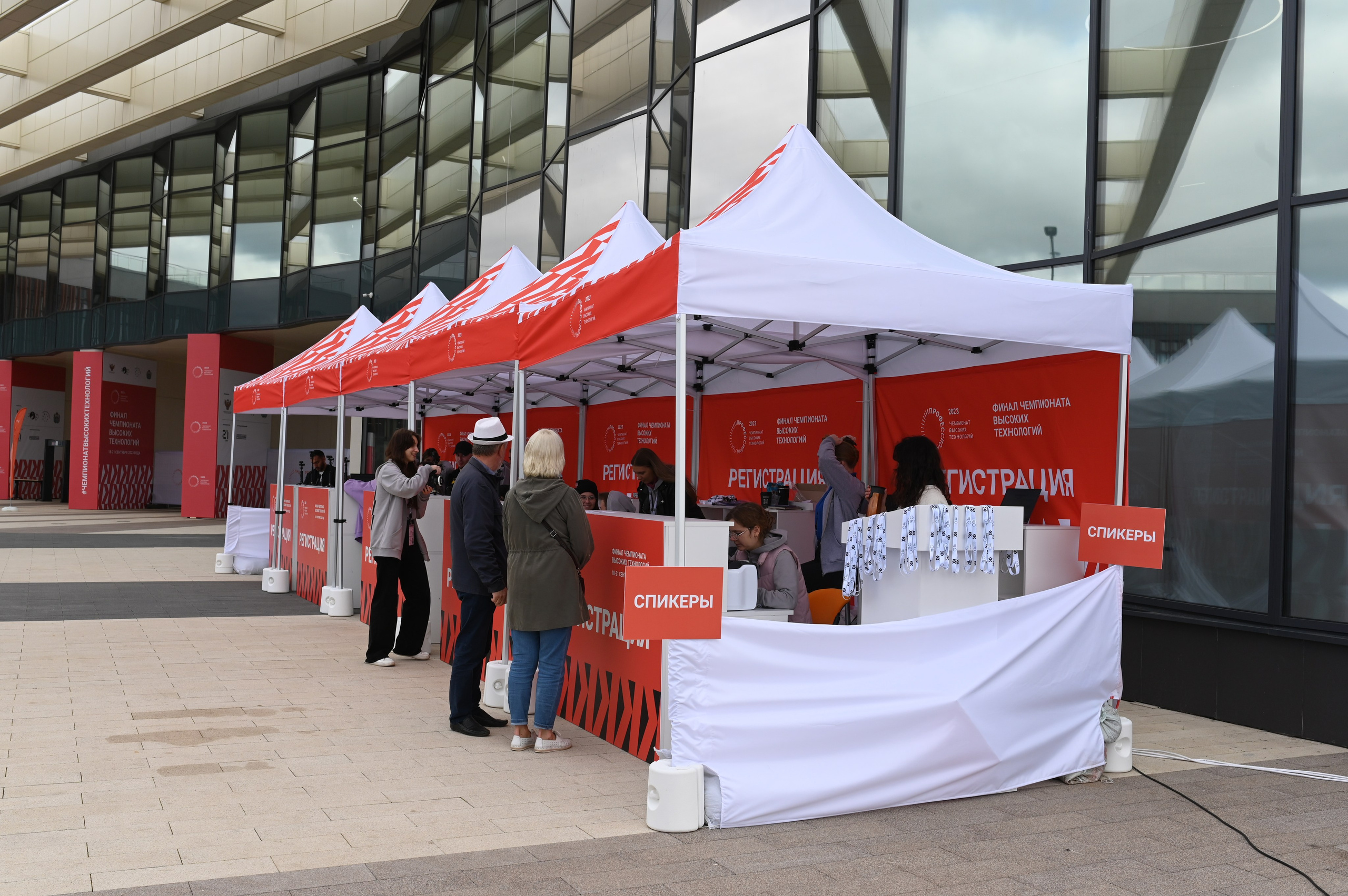 Репортажная съемка Нижний Новгород, фотограф Дмитрий Гуричев. Бизнес-фотограф Дмитрий Гуричев. Корпоративная фотосъемка в Нижнем Новгороде для предпринимателей и организаций