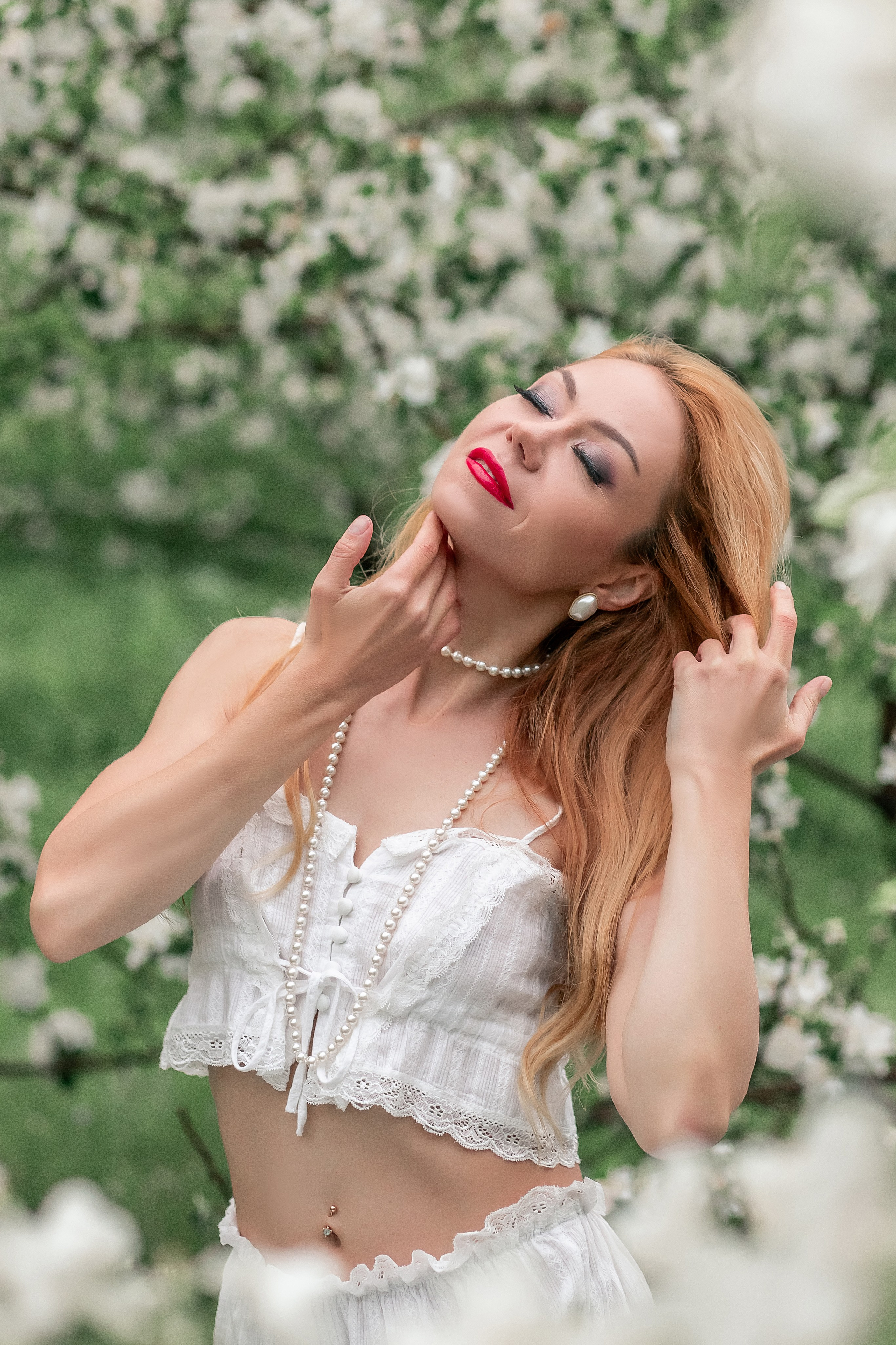 Рассвет в яблоневом саду. Детский и семейный фотограф в Красноярске Юлия Бирюкова