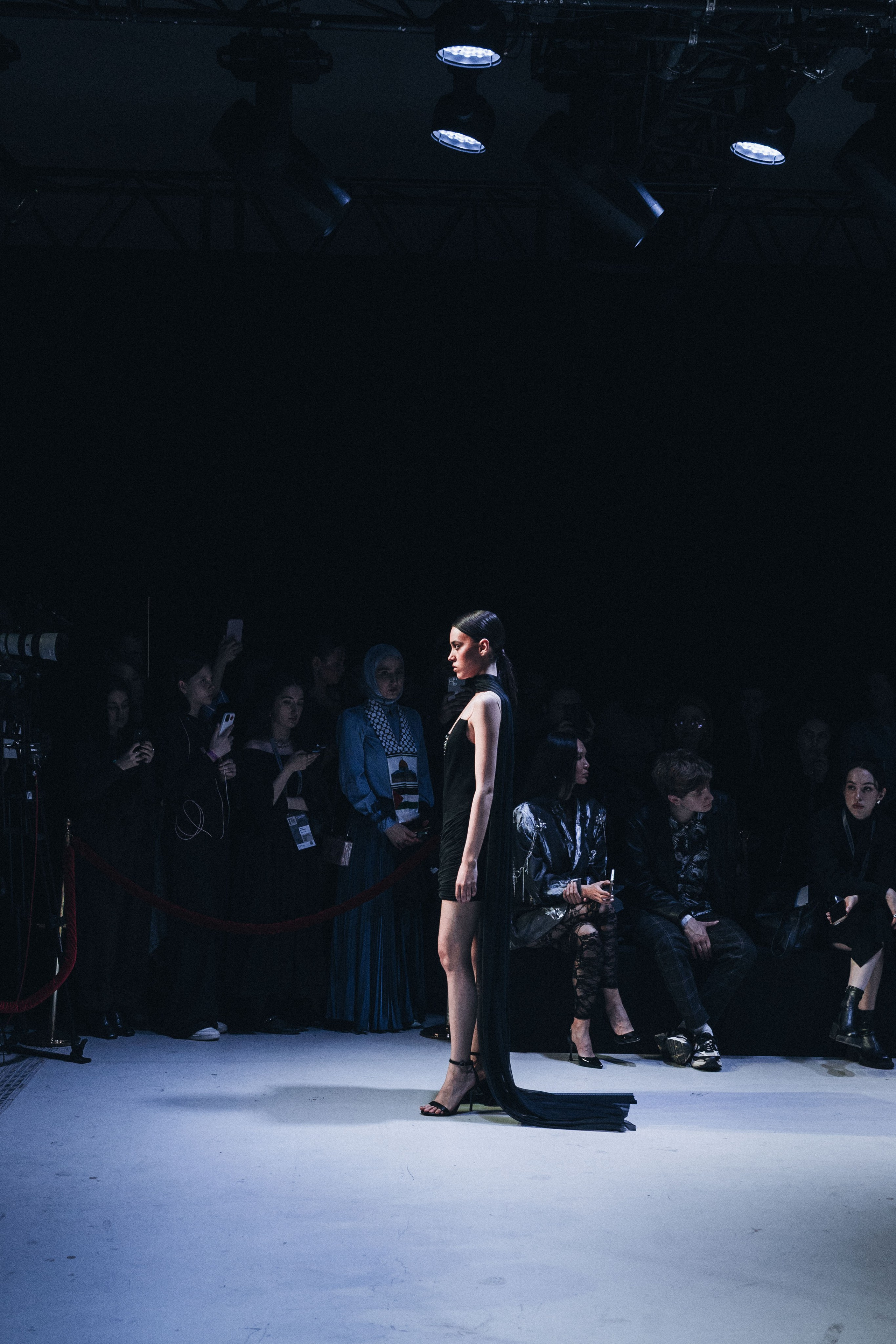 MOSCOW FASHION WEEK 2025. Фотограф Гвоздева Варвара / Москва