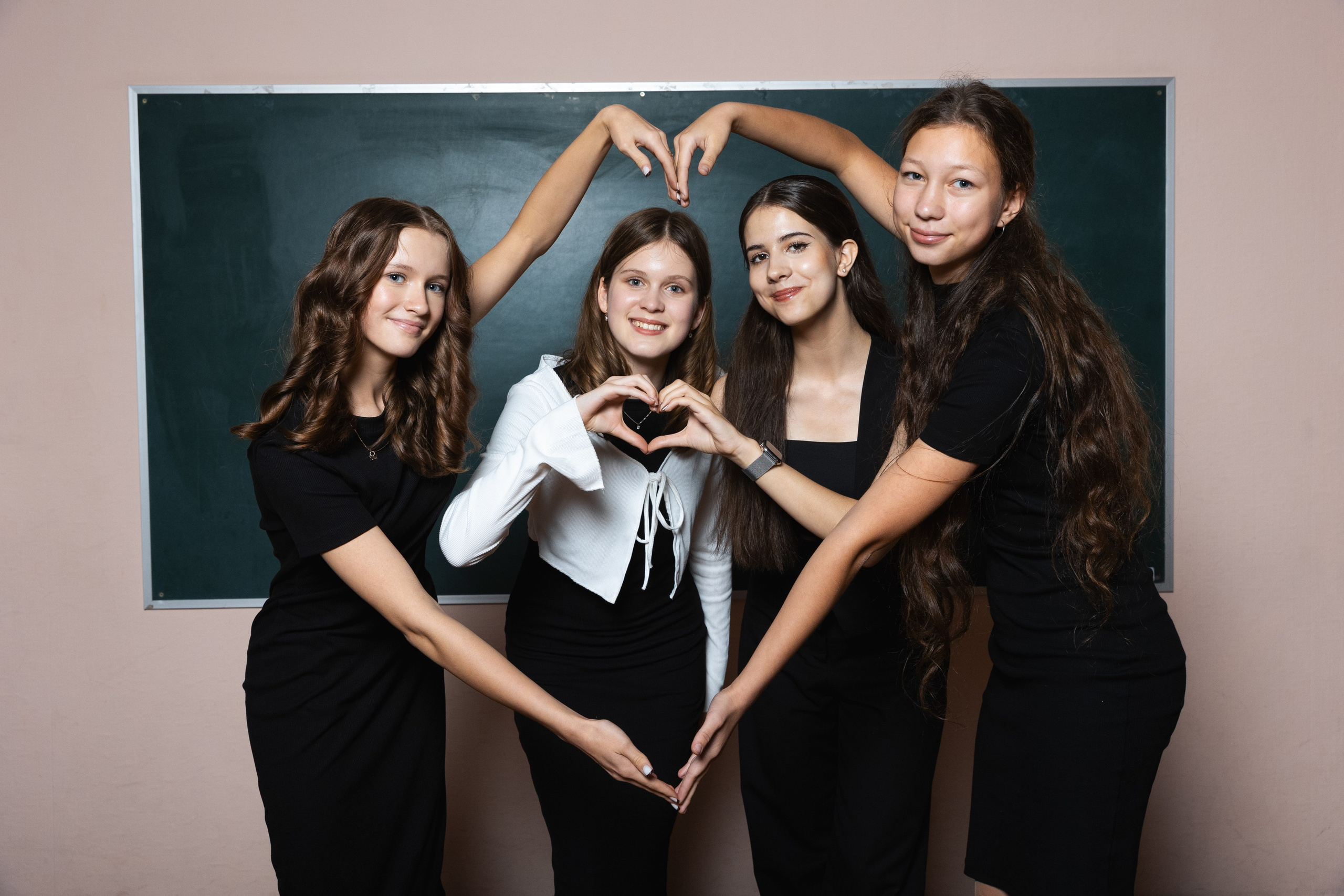 Школы. All In Media — фотосъёмка и видеопродакшн