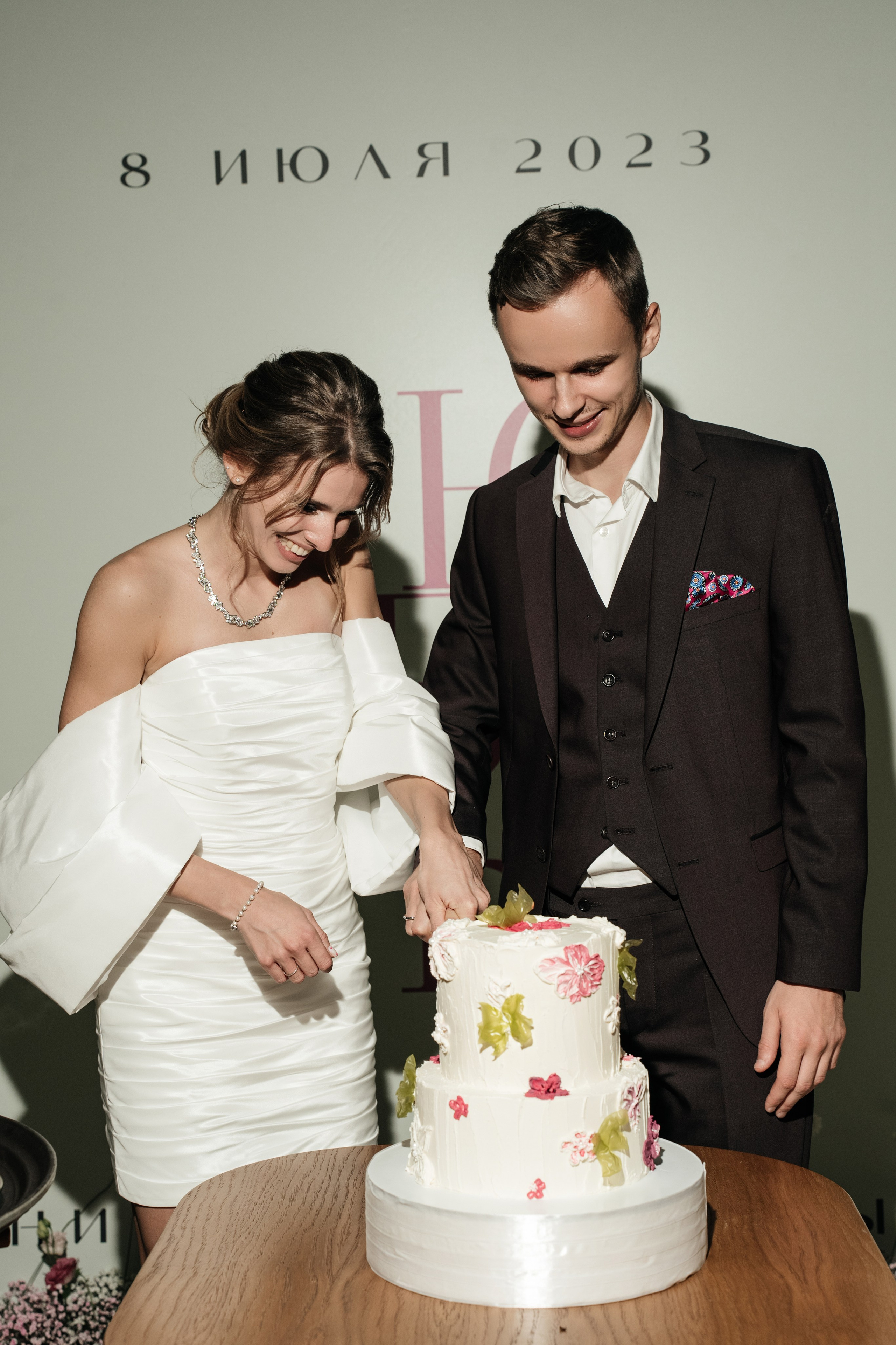 Ресторан Домик в саду, ВДНХ. Свадебный фотограф Москва Александра Аверкова