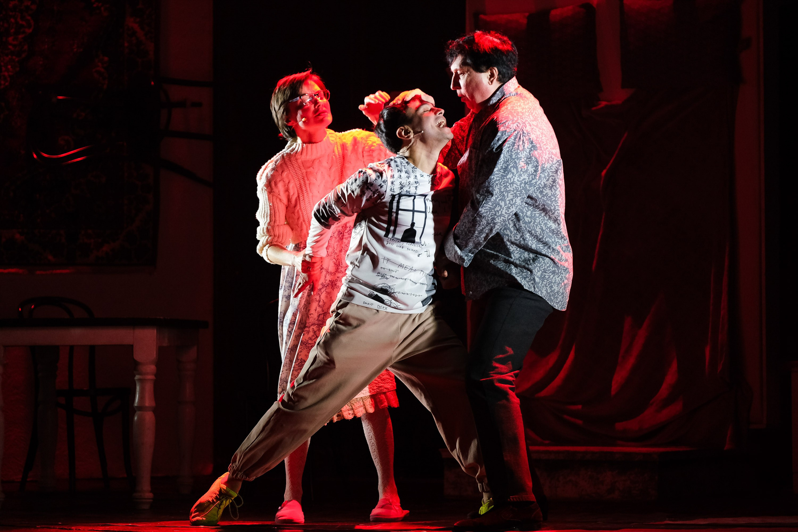 Ганди молчал по субботам. Фотограф Анатолий Деникин