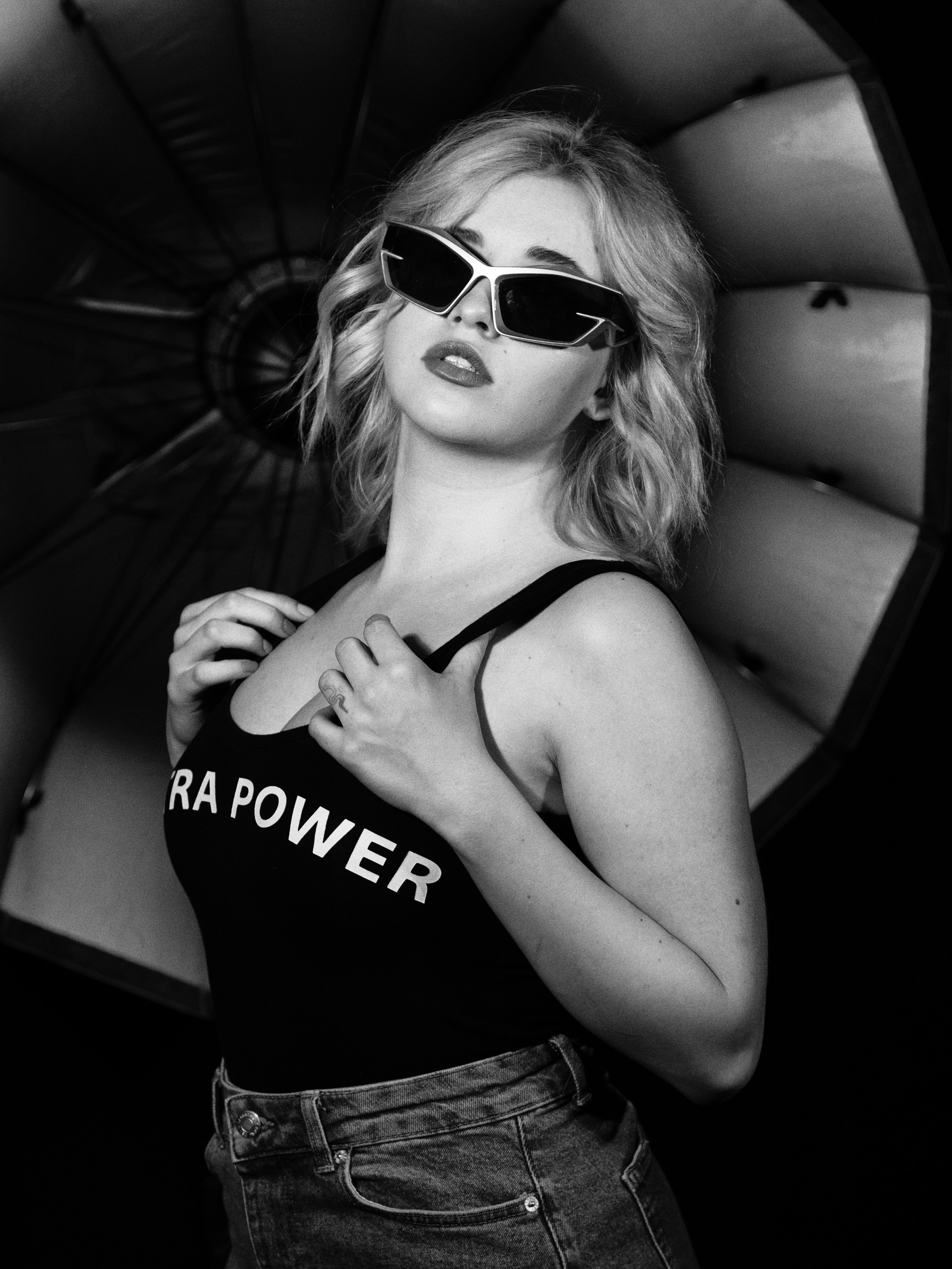 Студийная фотосессия для девушки. Яростный фотолюбитель Vervie Vitoe