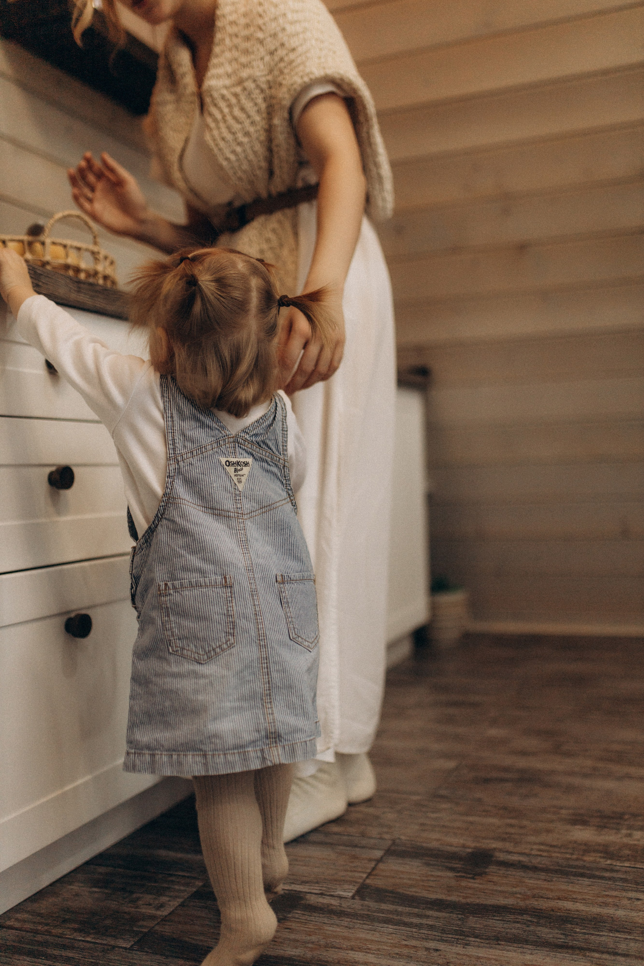 Алиса и мама. Семейный фотограф Губкин/Старый Оскол