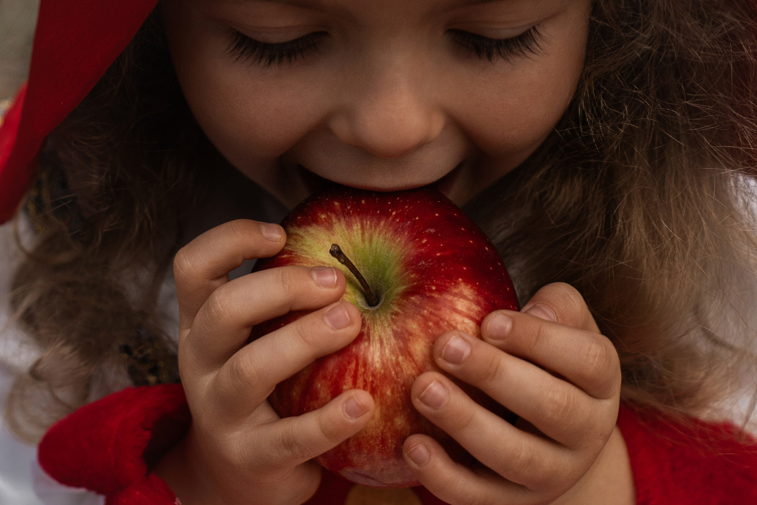 Ева «Красная Шапочка». Фотограф Севастополь — Климова Анастасия