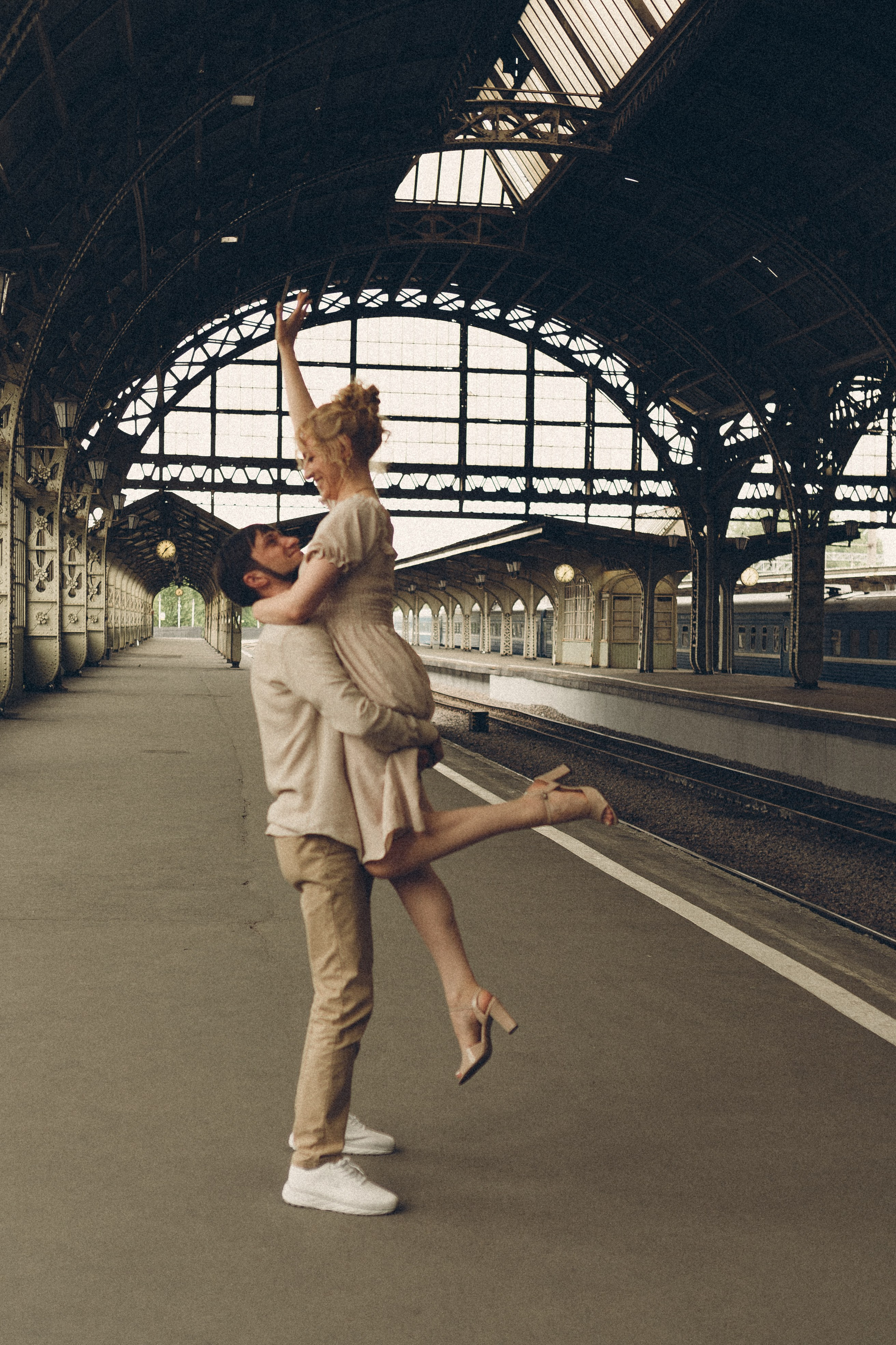 ПРОГУЛКА НА ВИТЕБСКОМ ВОКЗАЛЕ. Профессиональный фотограф, Санкт-Петербург — Виктория Богомолова