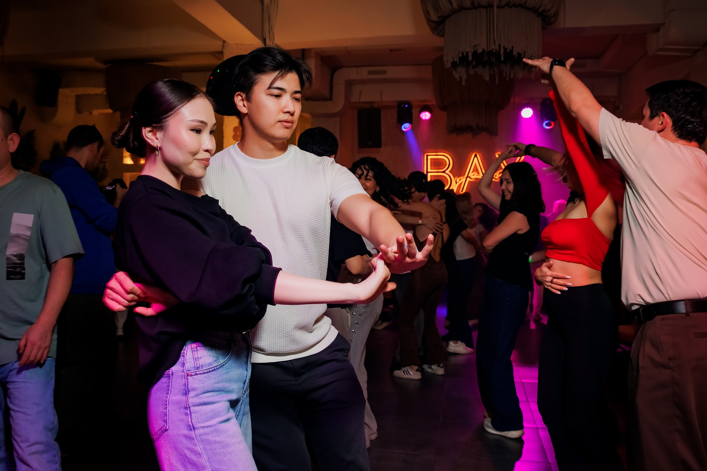 Bachata party. Репортажный фотограф в Алматы Каюпов Сержан