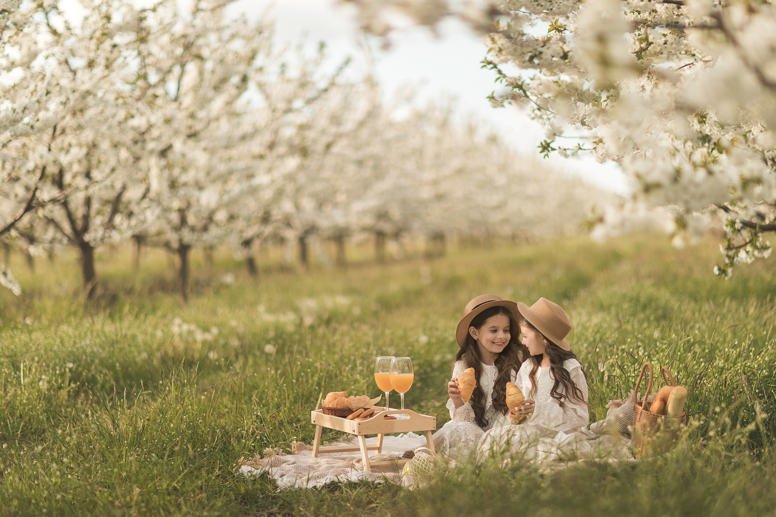Вишневый сад. Семейный и детский фотограф Краснодар Валерия Власенко