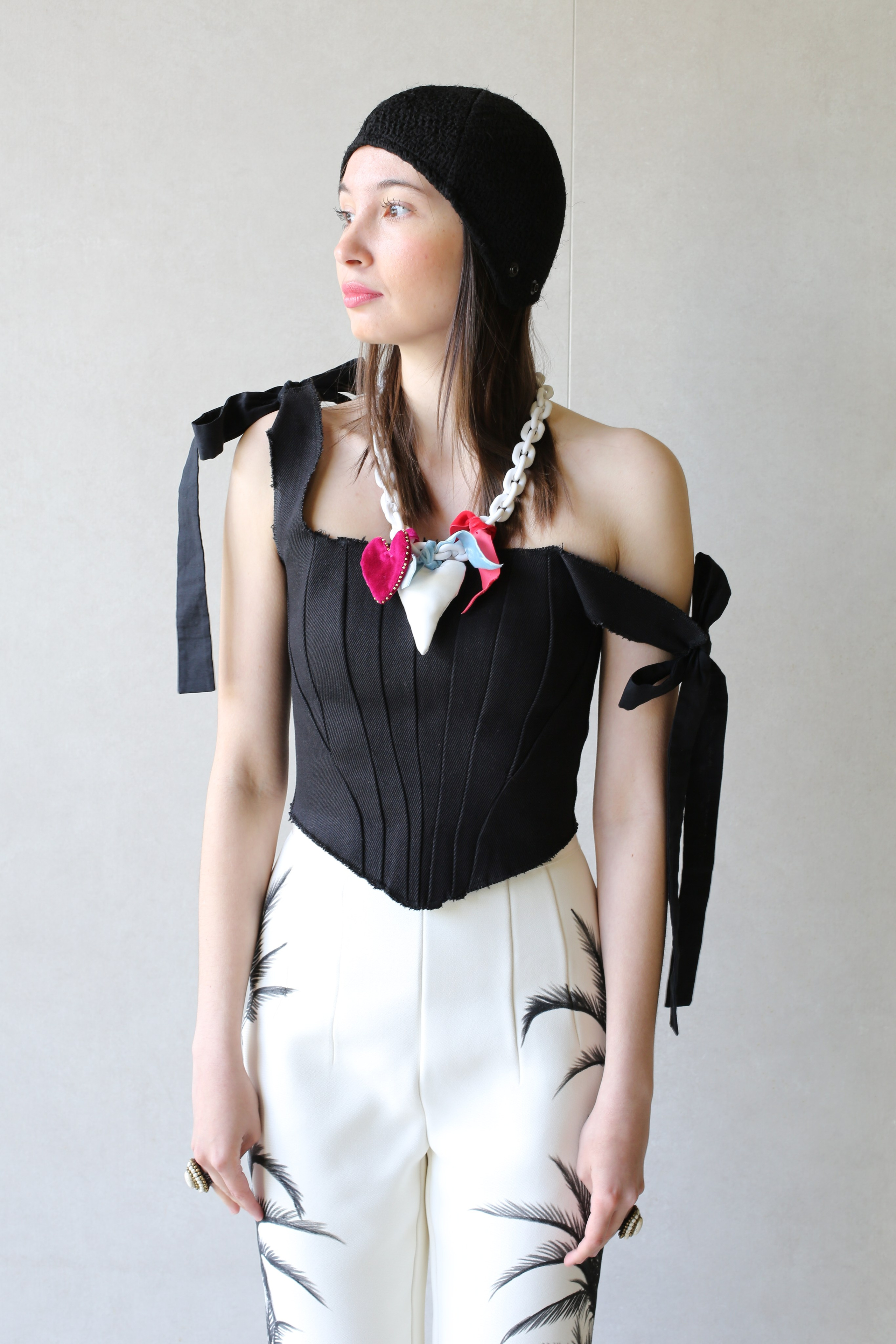 LOOKBOOK. Фешн дизайнер, фотограф, художник Яна Лазарева в Москве