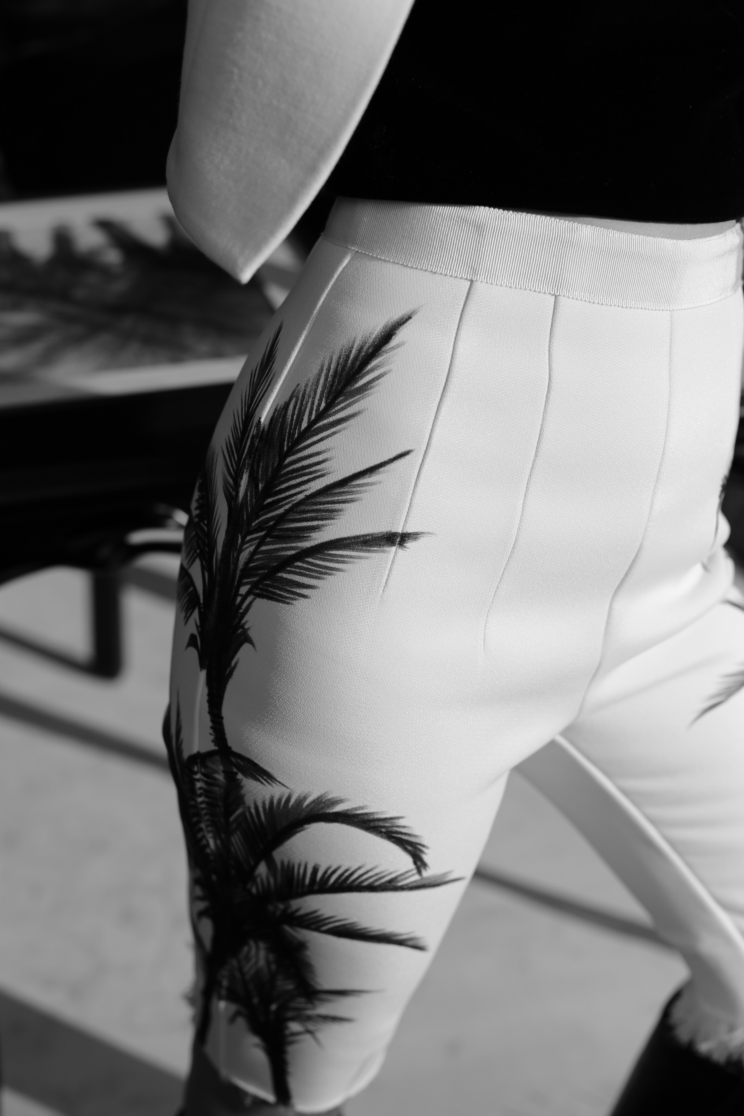 LOOKBOOK. Фешн дизайнер, фотограф, художник Яна Лазарева в Москве