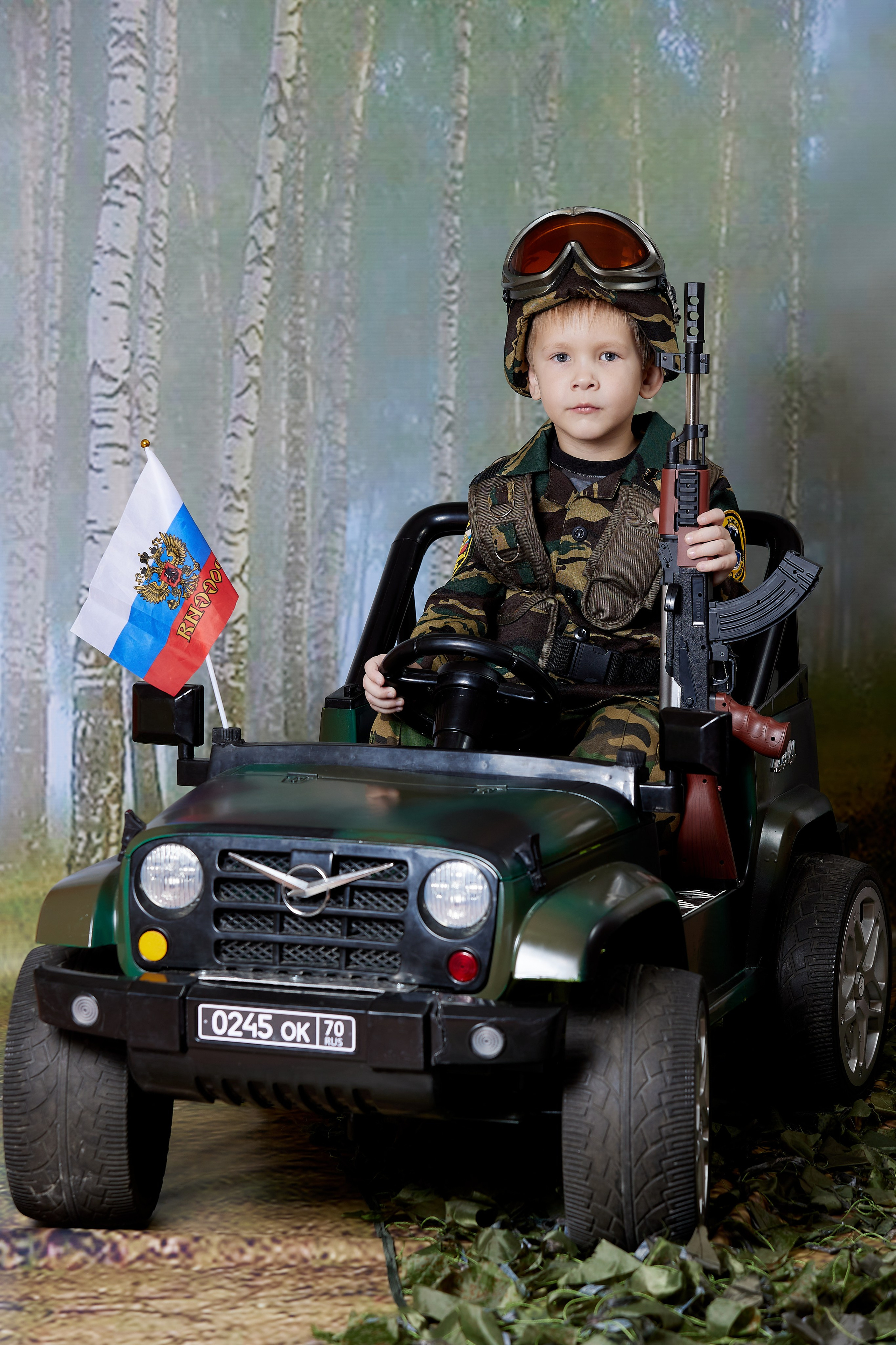 Военный автомобиль. Детская выездная фотостудия