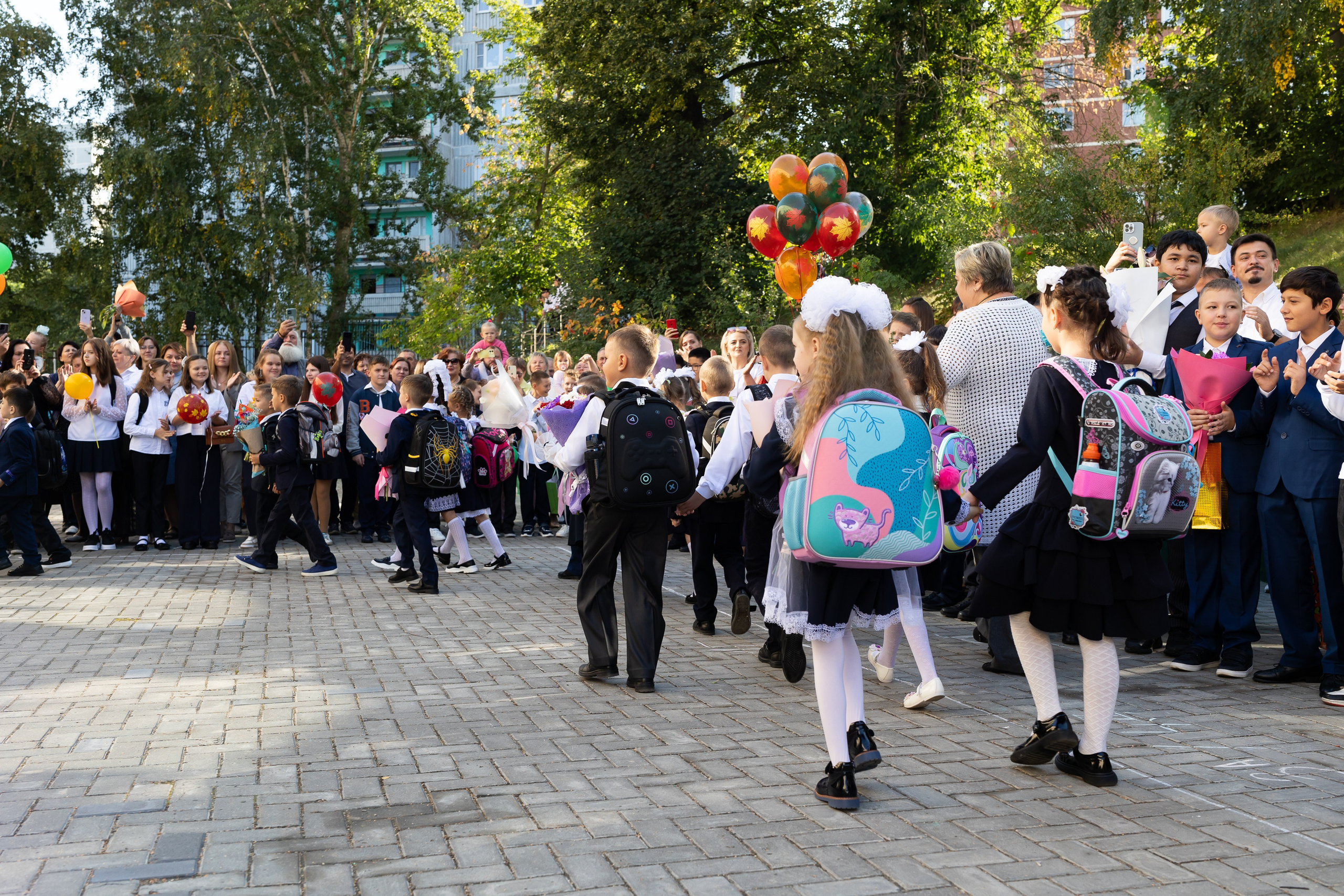 Линейка 1 сентября. Профессиональный Фотограф в Москве Андрей Славнов