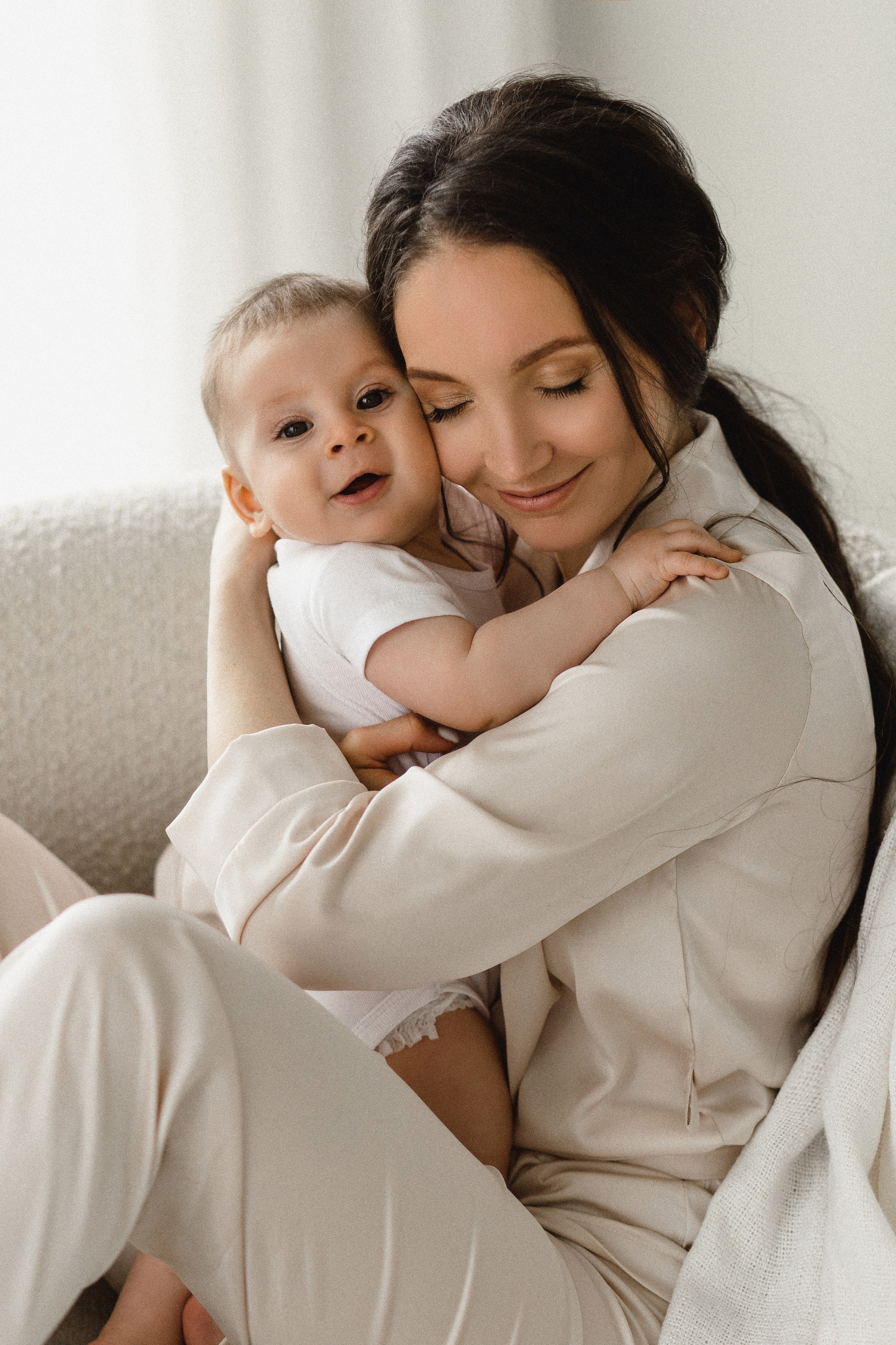 Настя, Алан и Мирон. Главная