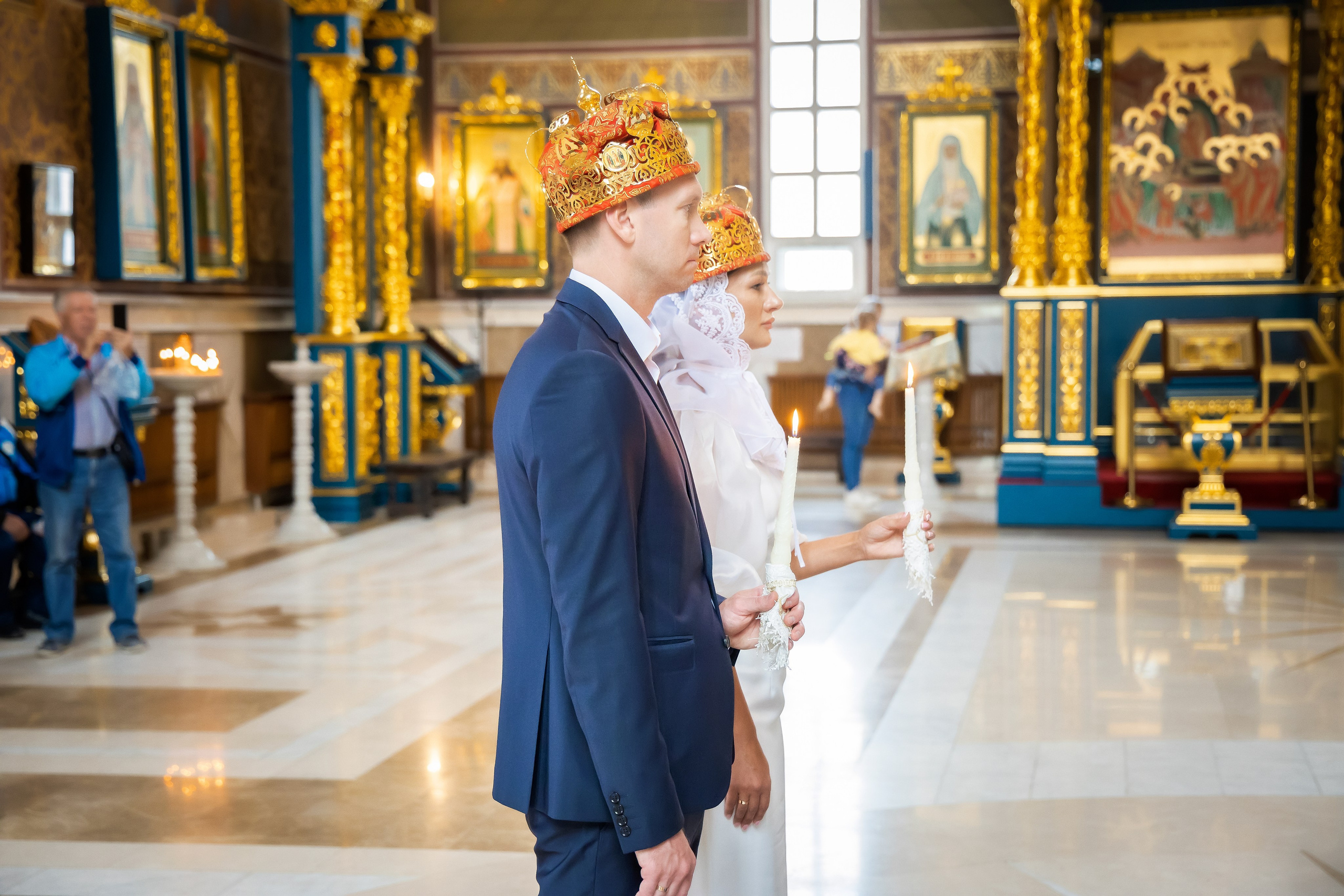 В Храме. Семейный и Свадебный фотограф в Астане Александр Астапов