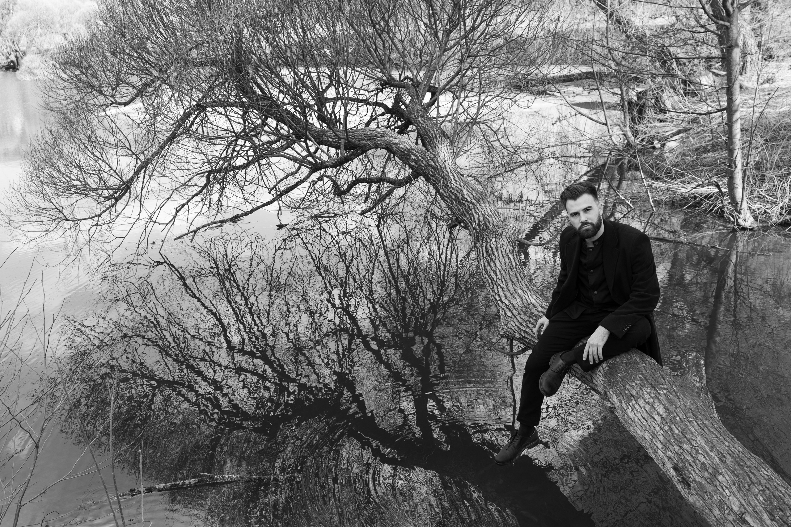 Фотографии на берегу водоема 