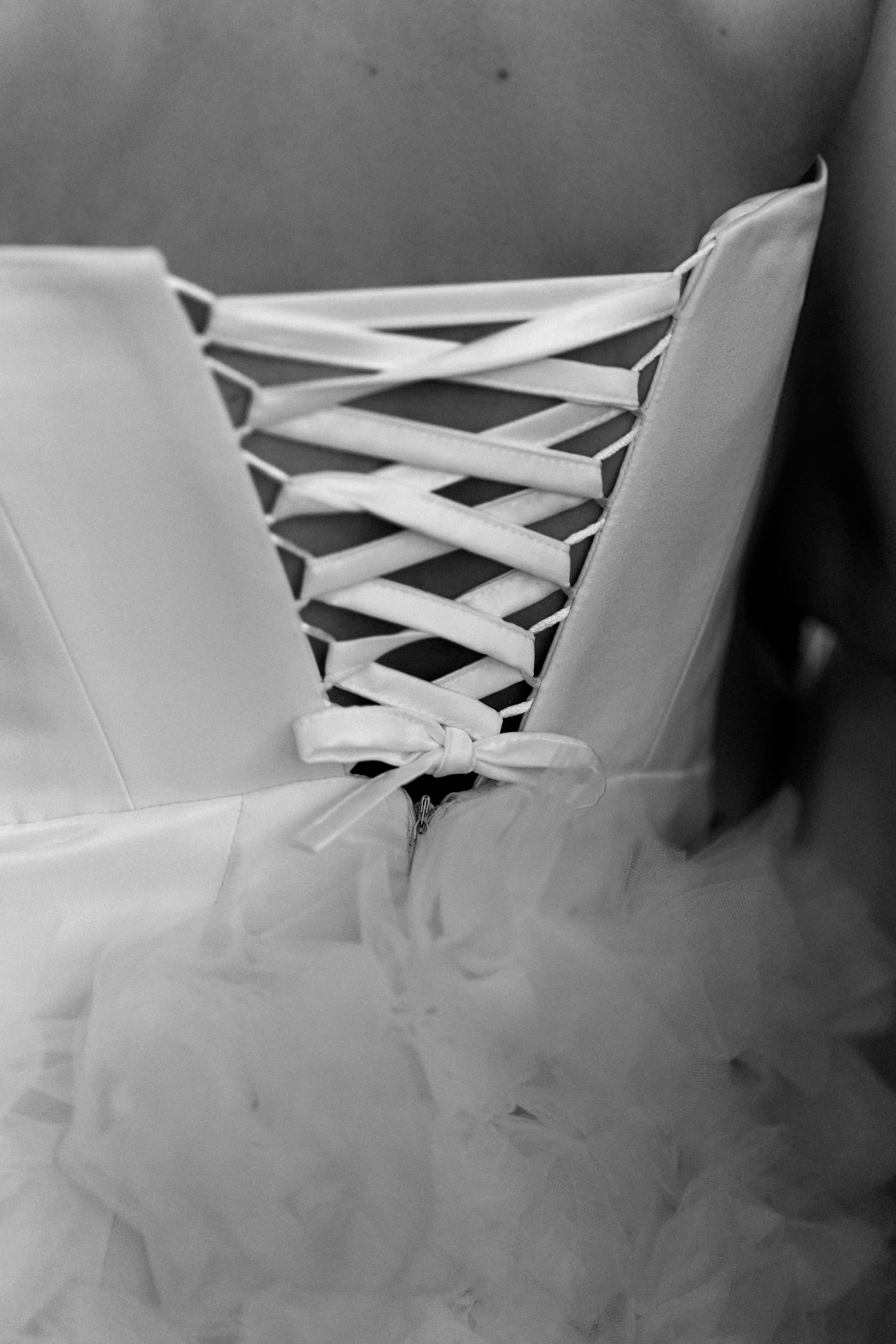 Свадебная фотосессия в Дворце Бракосочетания № 1. Сестры Карабаза. Фотографы и ретушеры в Москве и Санкт-Петербурге