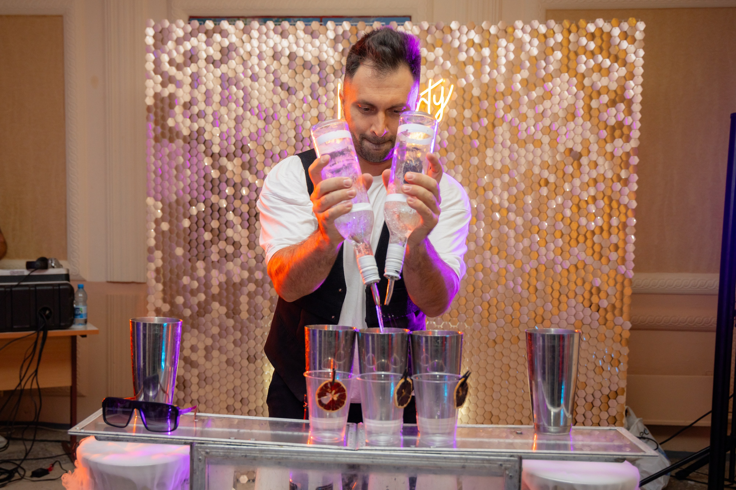 Школьный выпускной 2024 год в Соколе (Минск). Свадебный фотограф в Минске/Беларуси Сергей Спиридонов