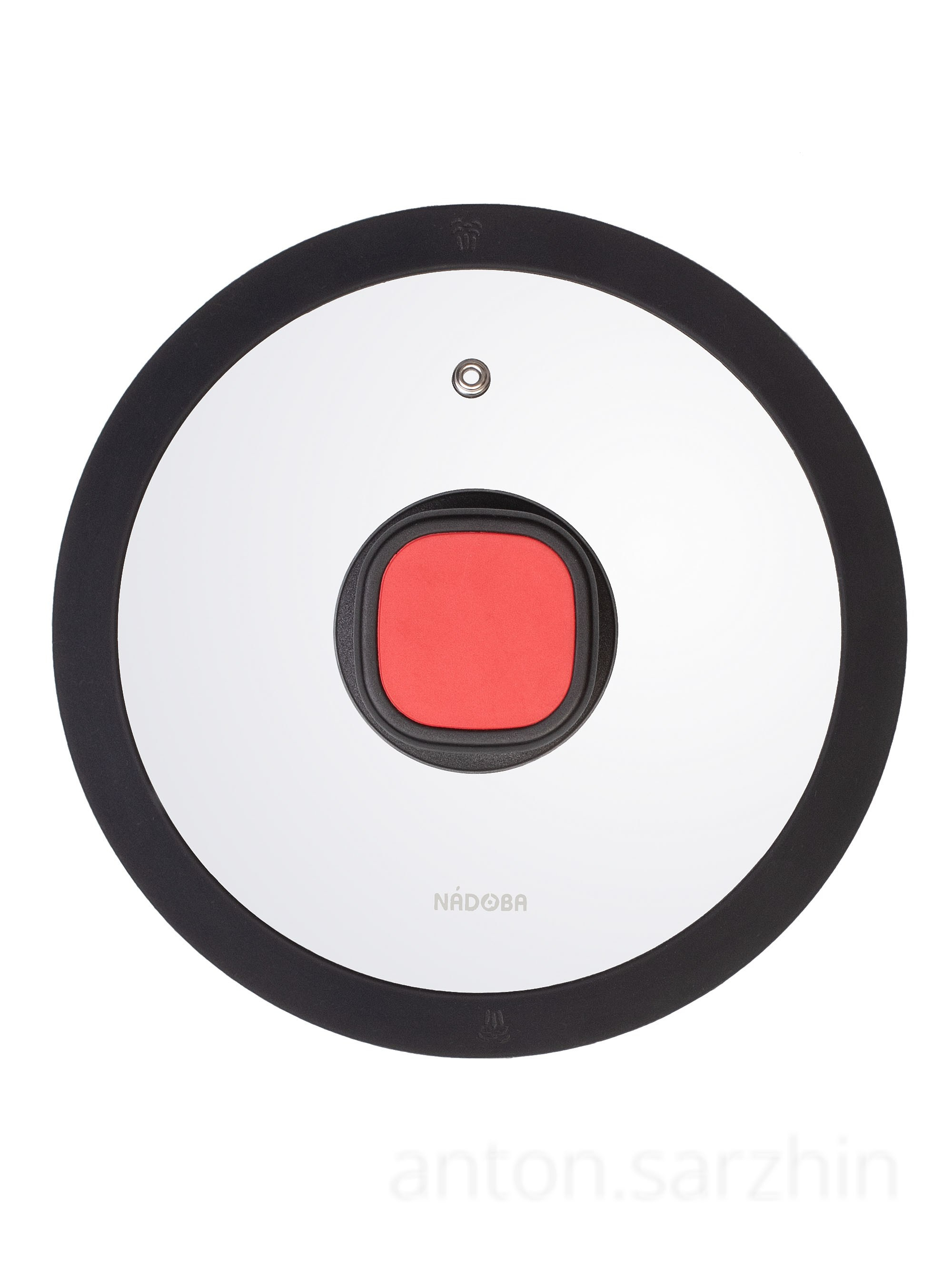 Предметная съемка крышки кастрюли сверху