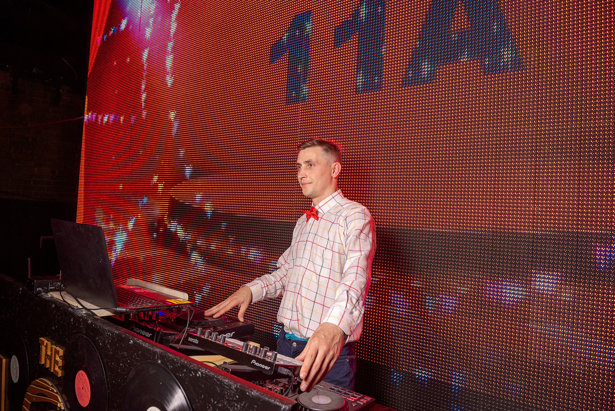 ВЫПУСКНОЙ 11А шк106. Семейный, свадебный, школьный фотограф в Железногорске Целуев Андрей