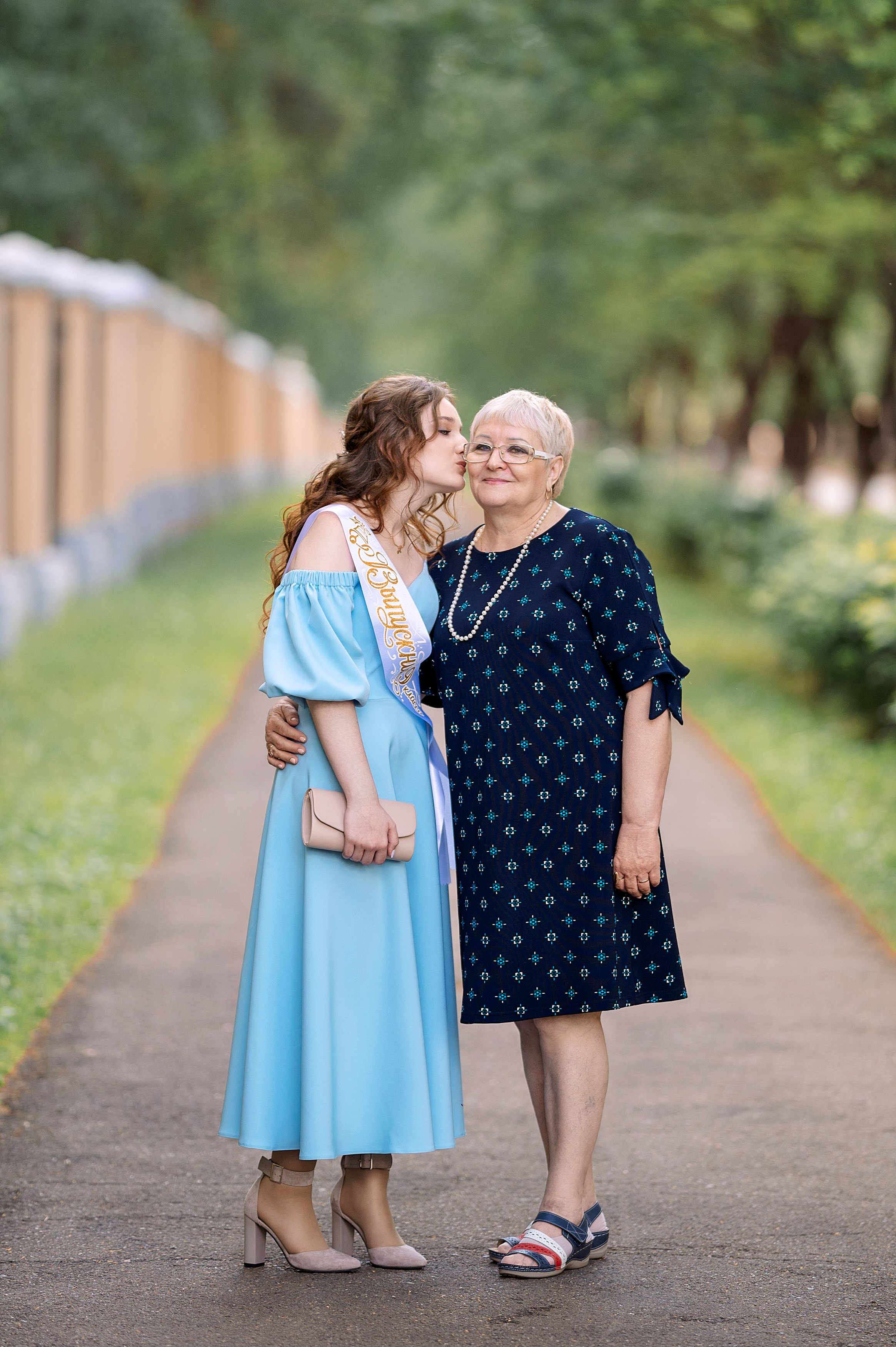 ВЫПУСКНОЙ 9кл. гимназия 91. Семейный, свадебный, школьный фотограф в Железногорске Целуев Андрей