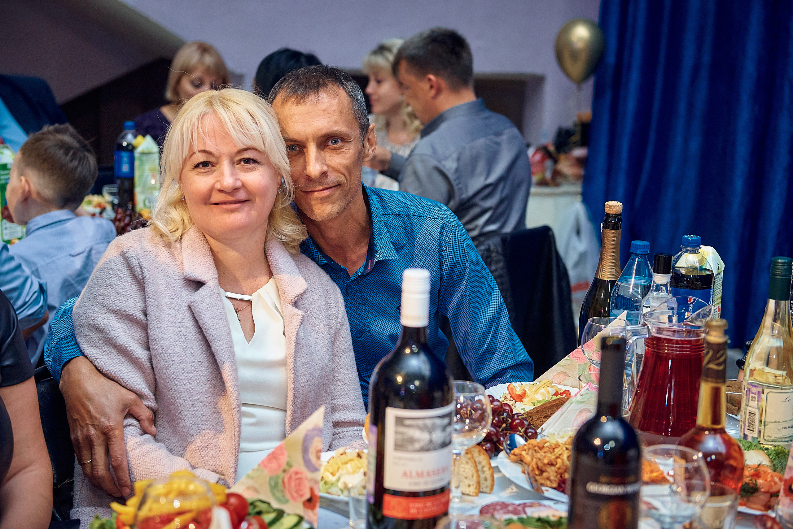 Выпускной 11 кл школа 100 2021 г. Семейный, свадебный, школьный фотограф в Железногорске Целуев Андрей