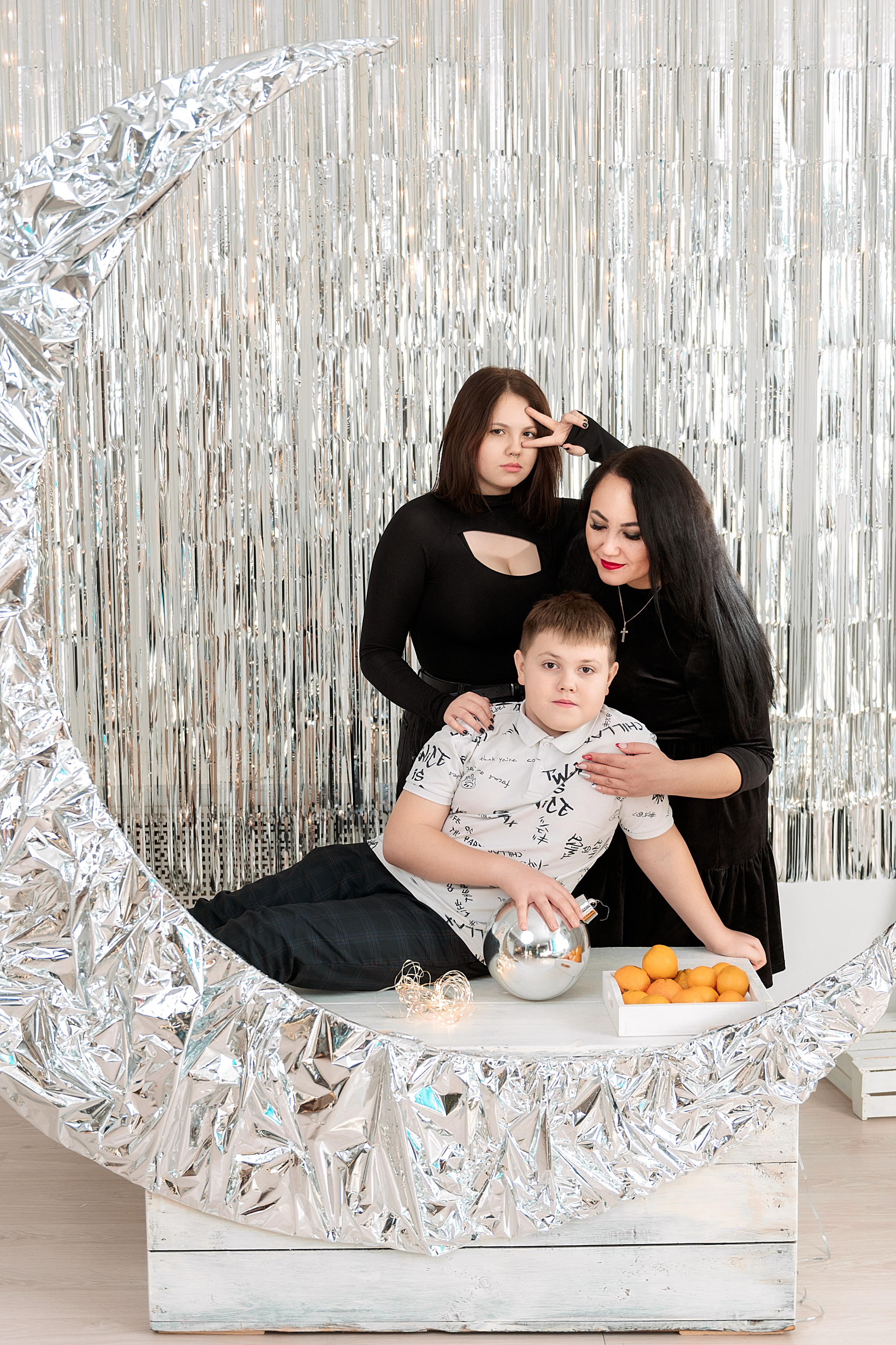 Семья Крестининых и друзья. Семейный, свадебный, школьный фотограф в Железногорске Целуев Андрей