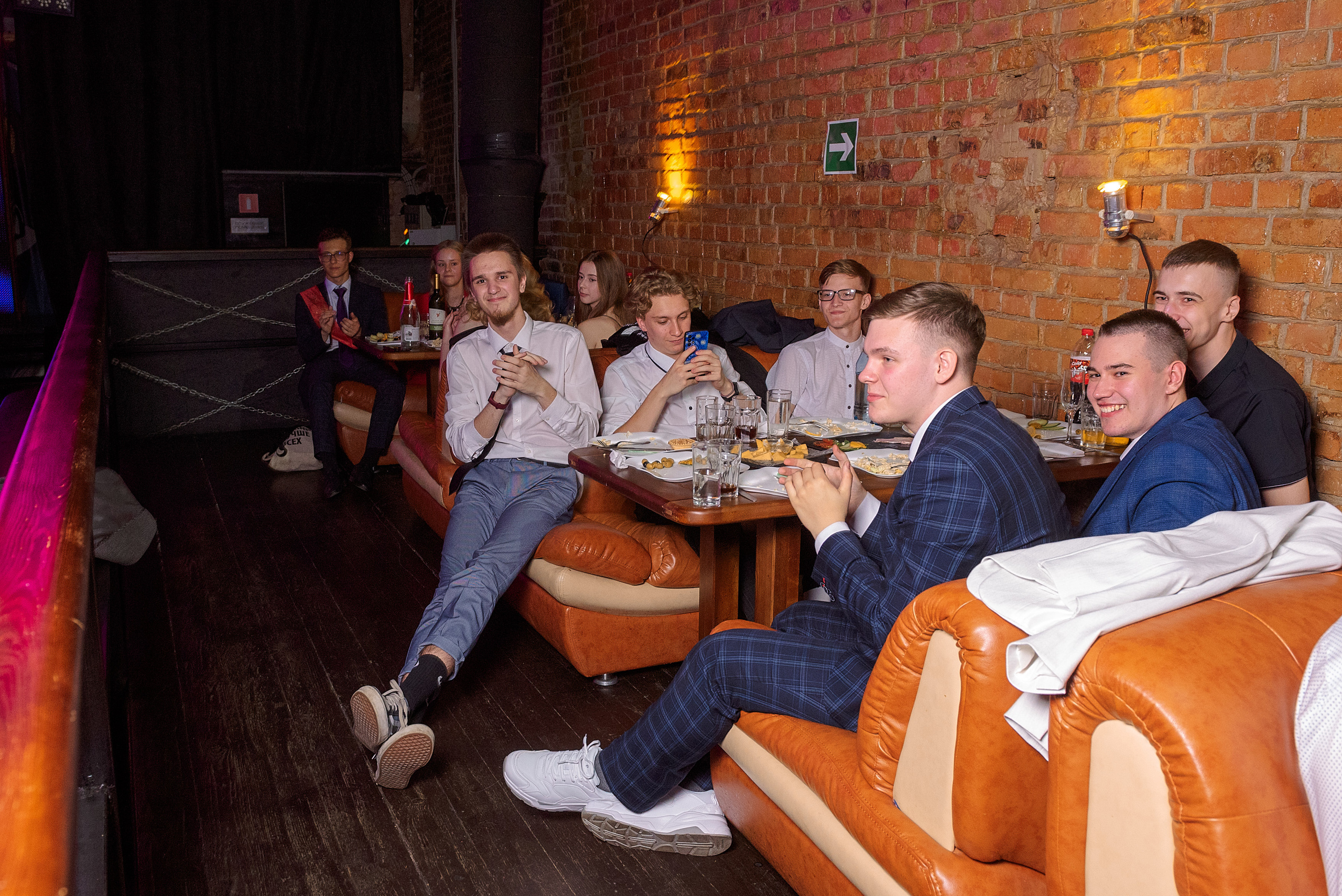 ВЫПУСКНОЙ 11А шк106. Семейный, свадебный, школьный фотограф в Железногорске Целуев Андрей