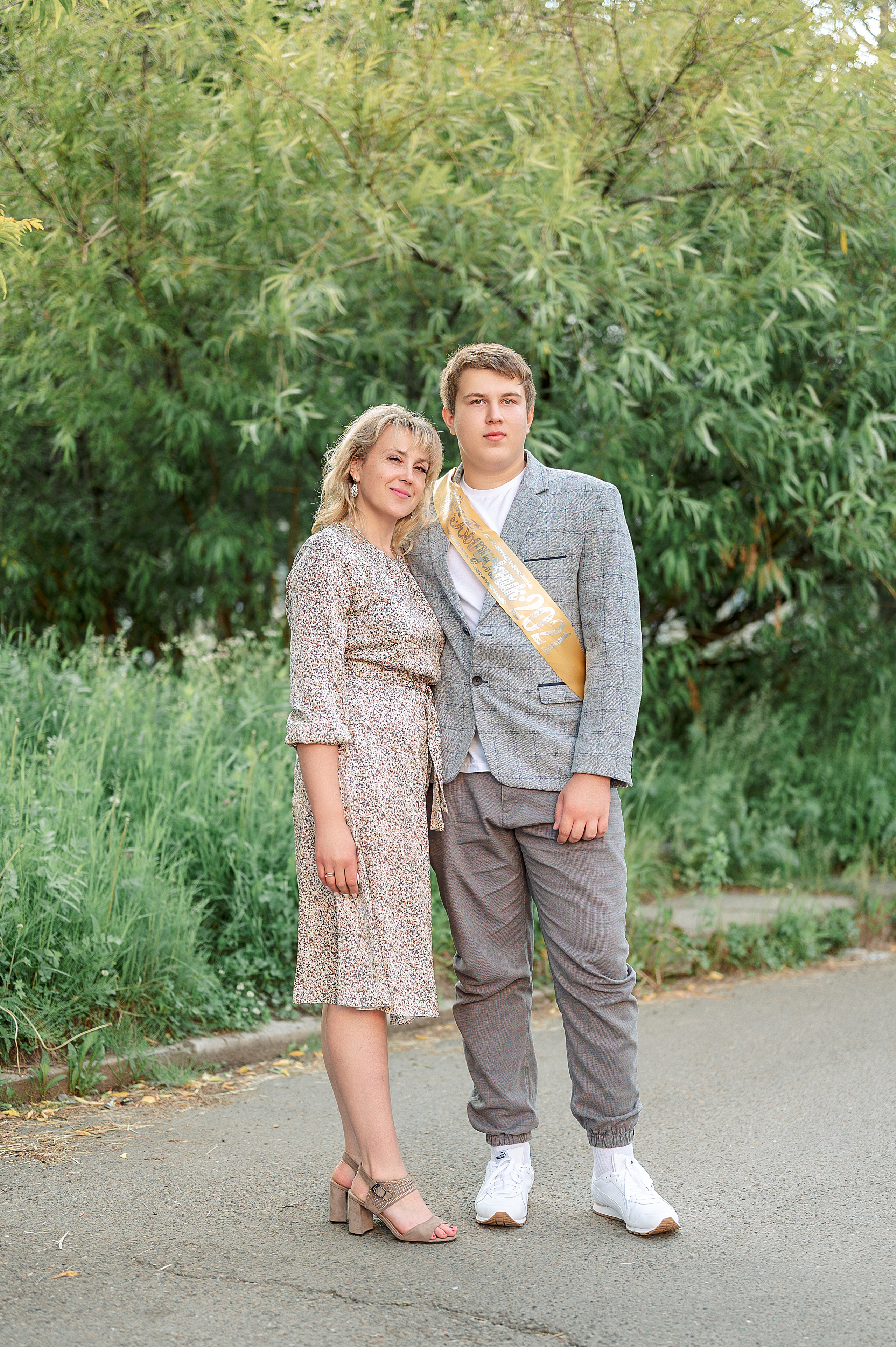 Выпускной 11 кл школа 100 2021 г. Семейный, свадебный, школьный фотограф в Железногорске Целуев Андрей