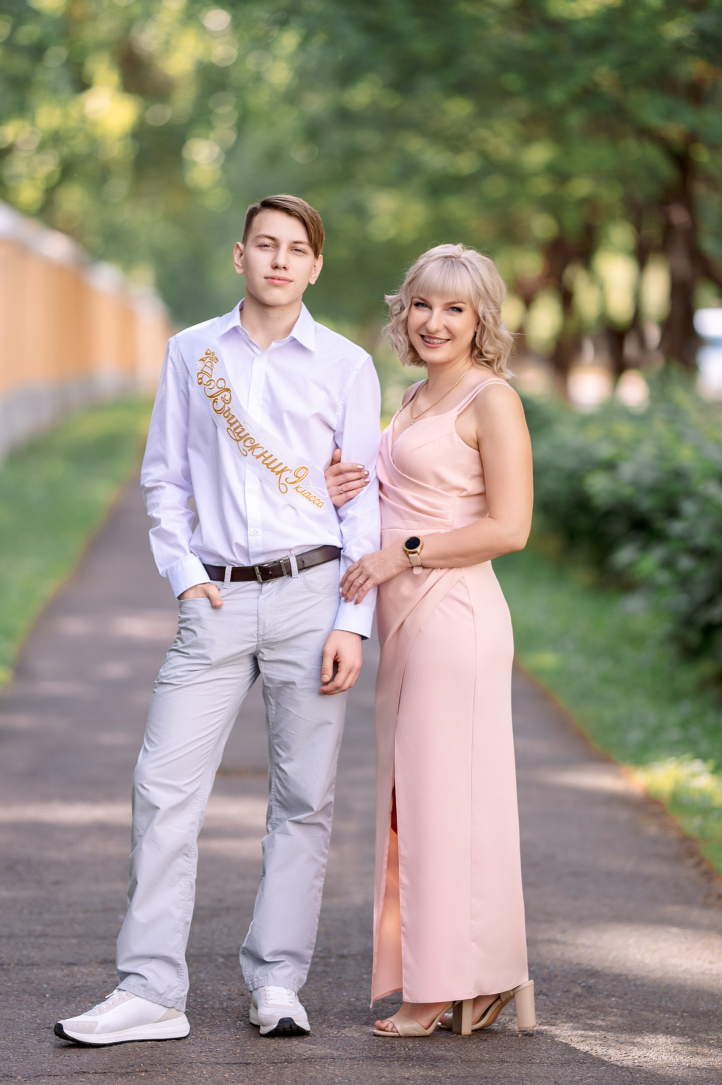 ВЫПУСКНОЙ 9кл. гимназия 91. Семейный, свадебный, школьный фотограф в Железногорске Целуев Андрей