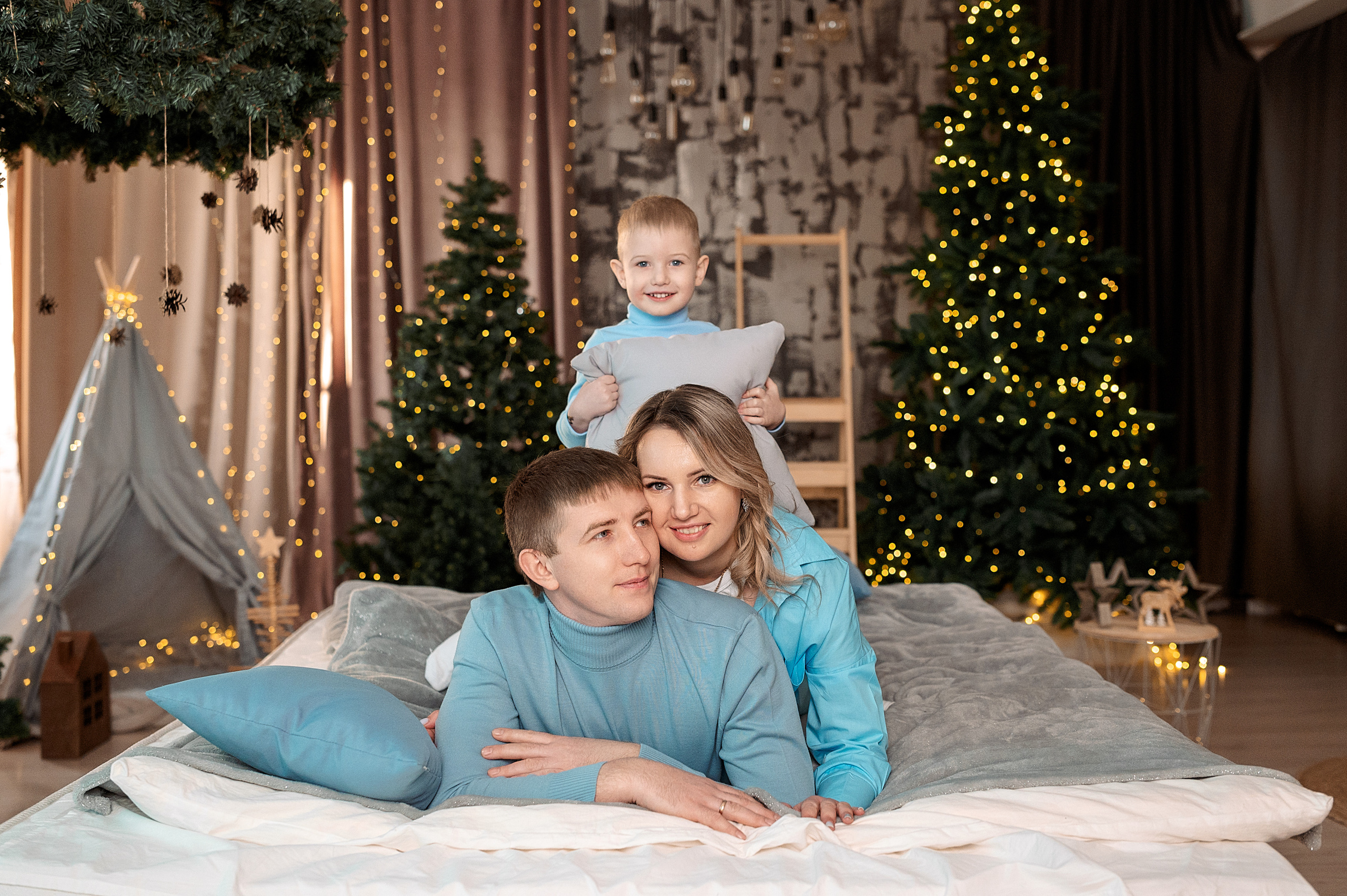 Кристина, Николай и Рома. Семейный, свадебный, школьный фотограф в Железногорске Целуев Андрей