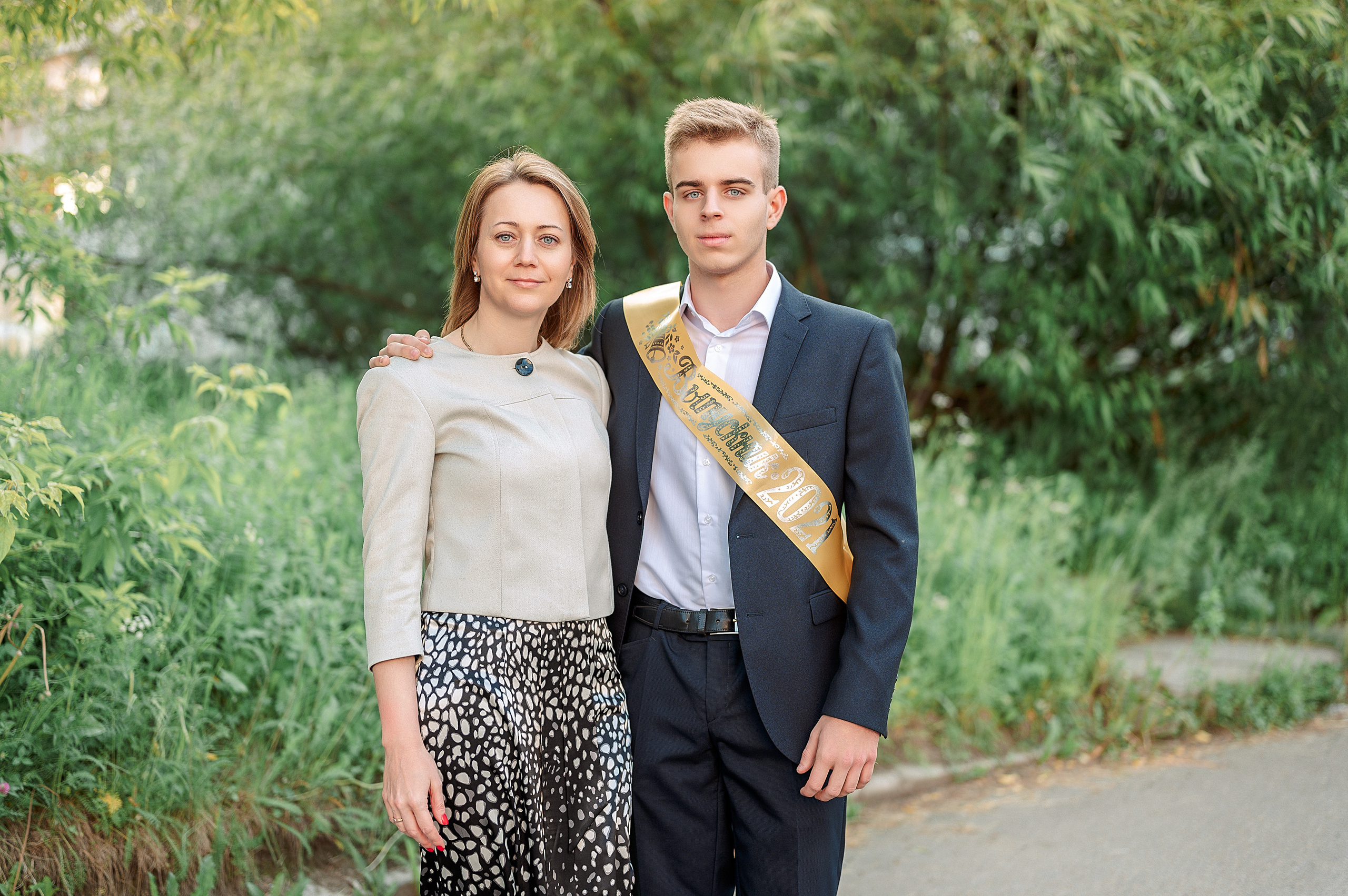 Выпускной 11 кл школа 100 2021 г. Семейный, свадебный, школьный фотограф в Железногорске Целуев Андрей