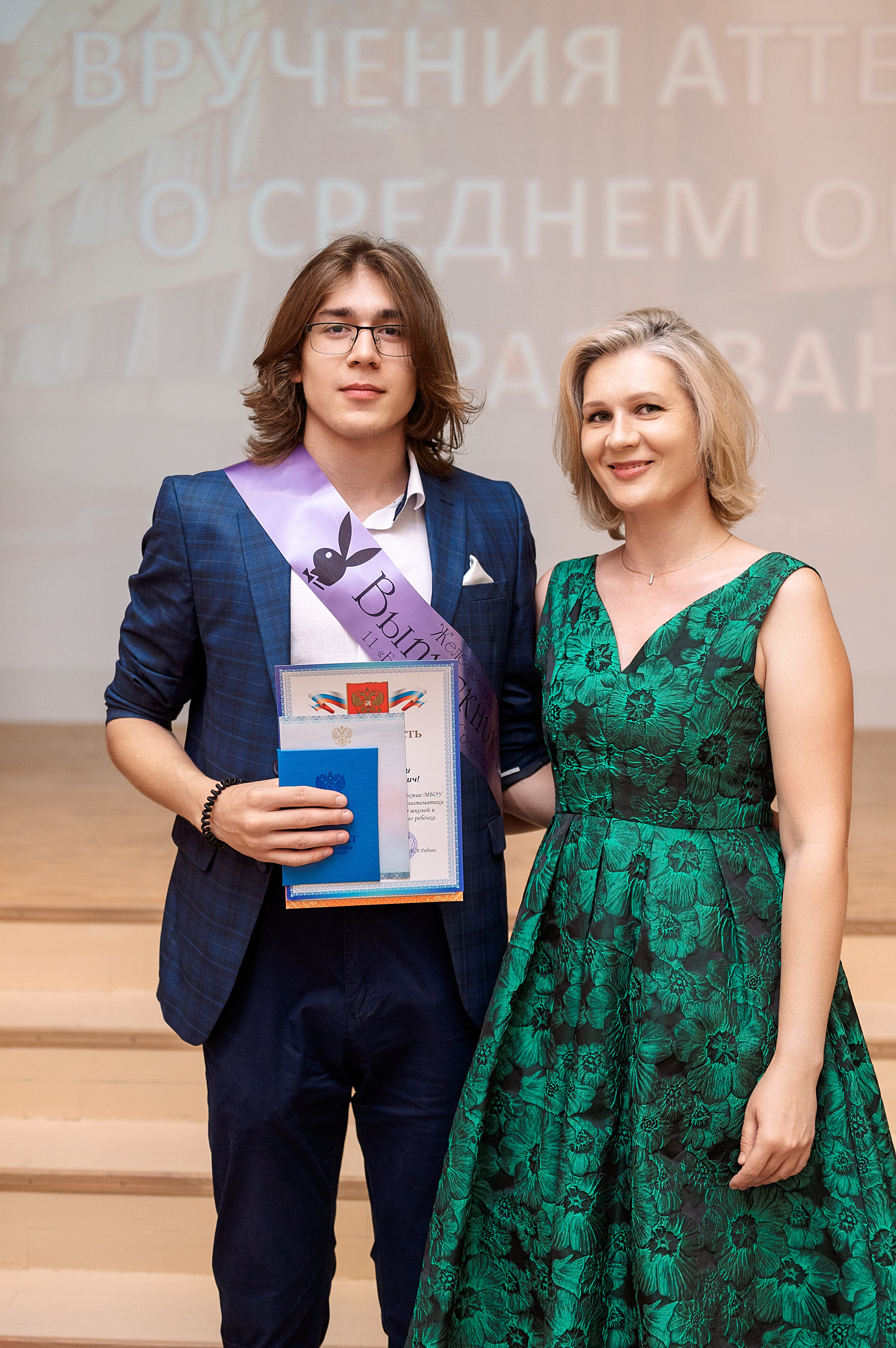 ВЫПУСКНОЙ 11А шк106. Семейный, свадебный, школьный фотограф в Железногорске Целуев Андрей