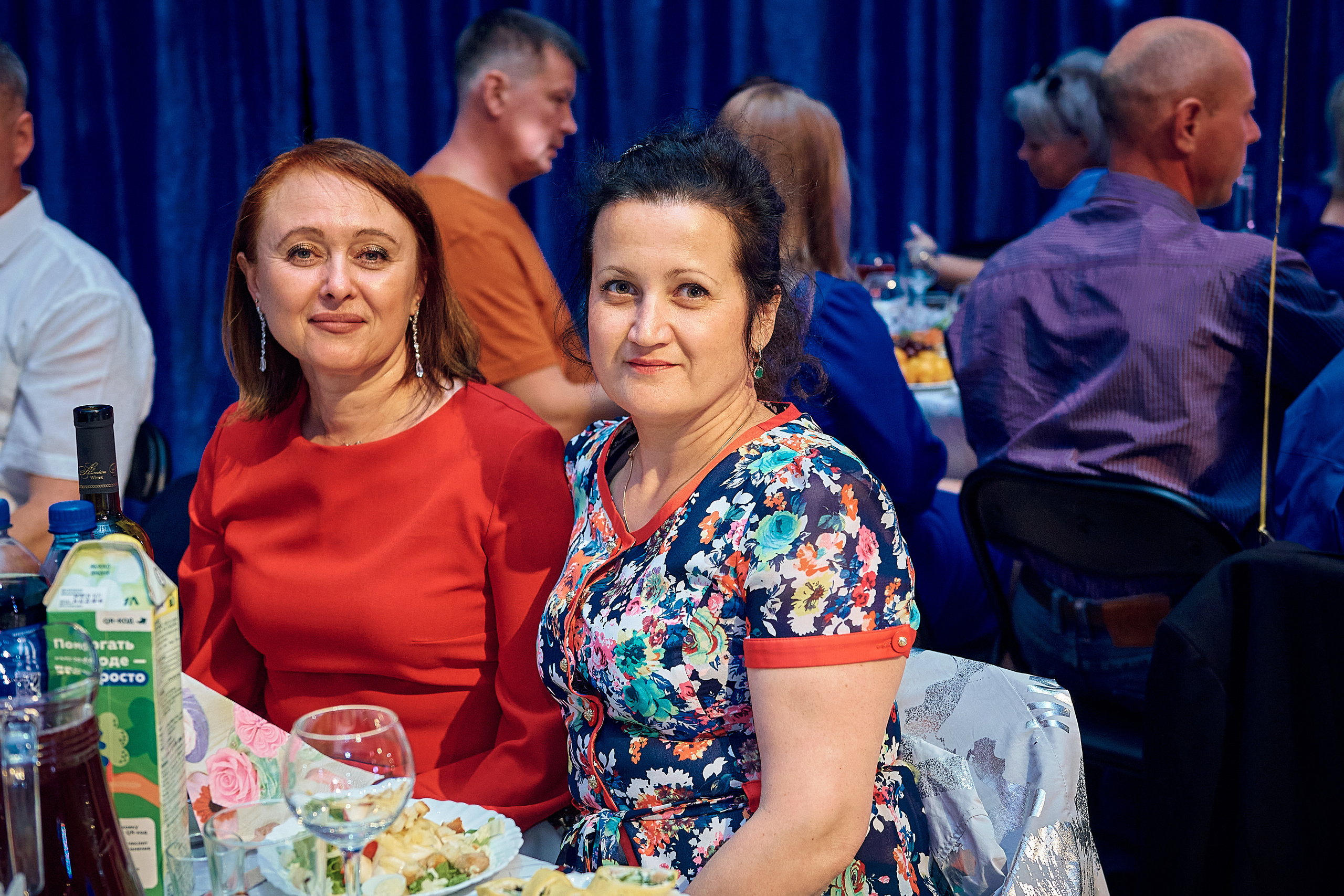 Выпускной 11 кл школа 100 2021 г. Семейный, свадебный, школьный фотограф в Железногорске Целуев Андрей